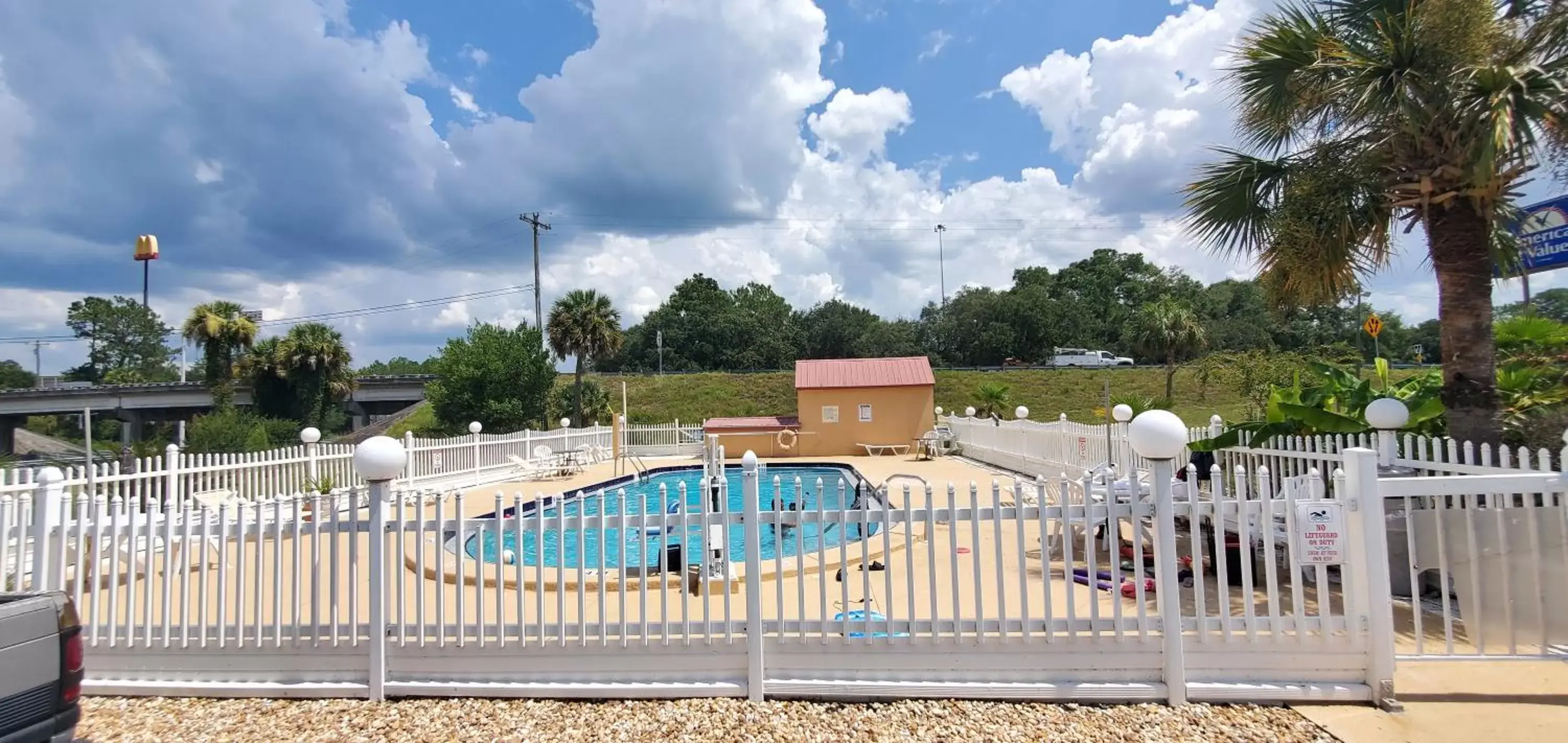 Pool view in Quality Inn White Springs Suwanee