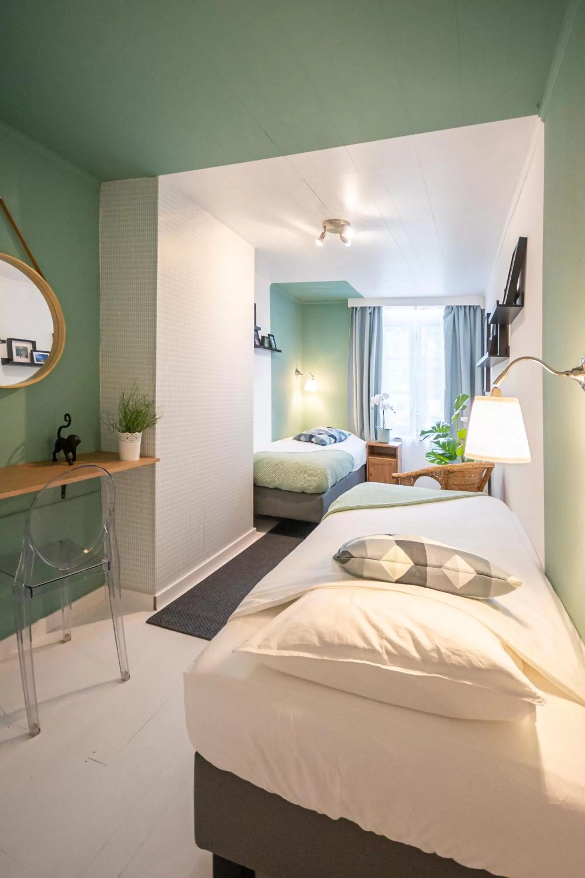 Bed in Au Petit Dragon