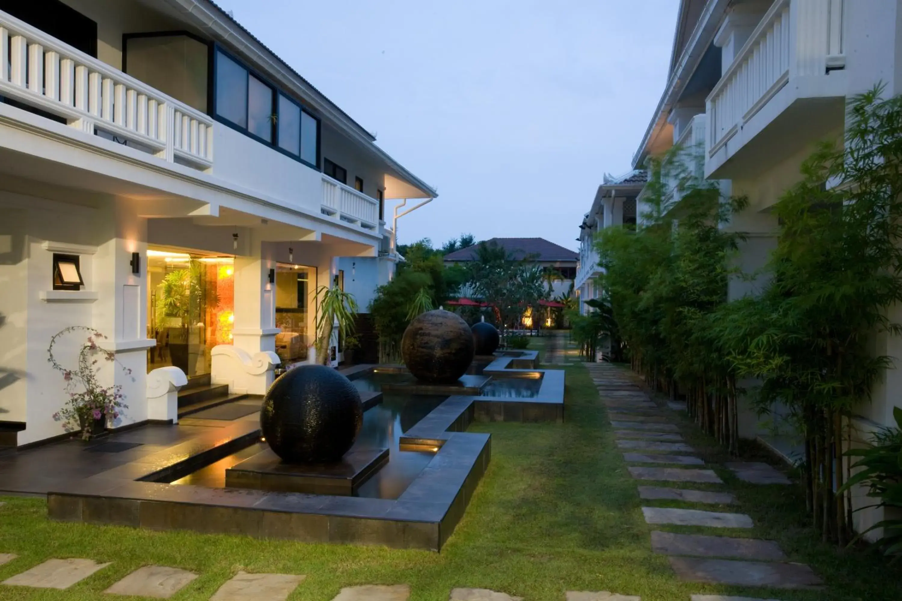 Facade/entrance, Property Building in Palm Grove Resort, Pattaya