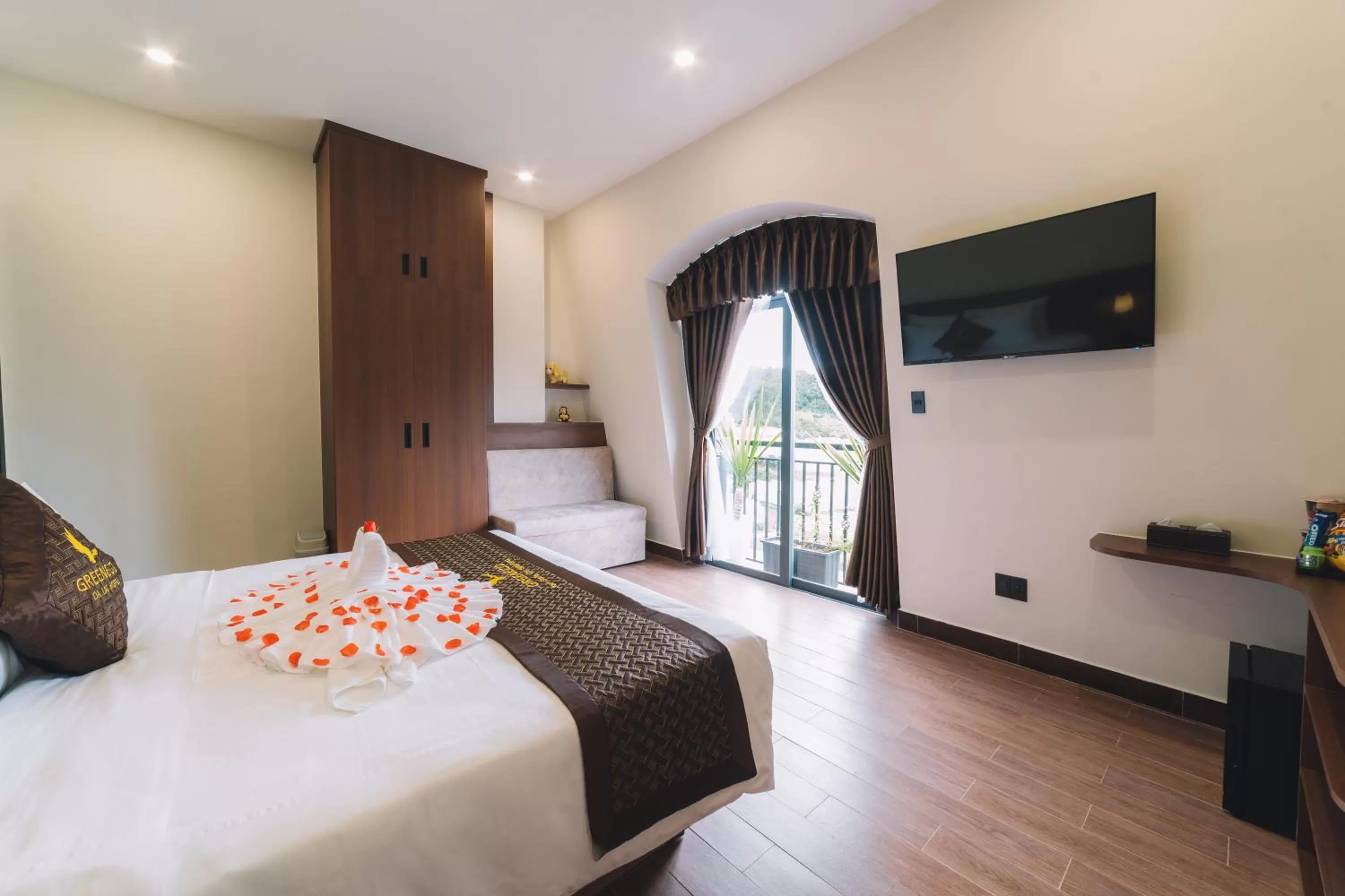 Bedroom, Bed in GREENECO DA LAT HOTEL - Khách sạn Green Eco Đà Lạt