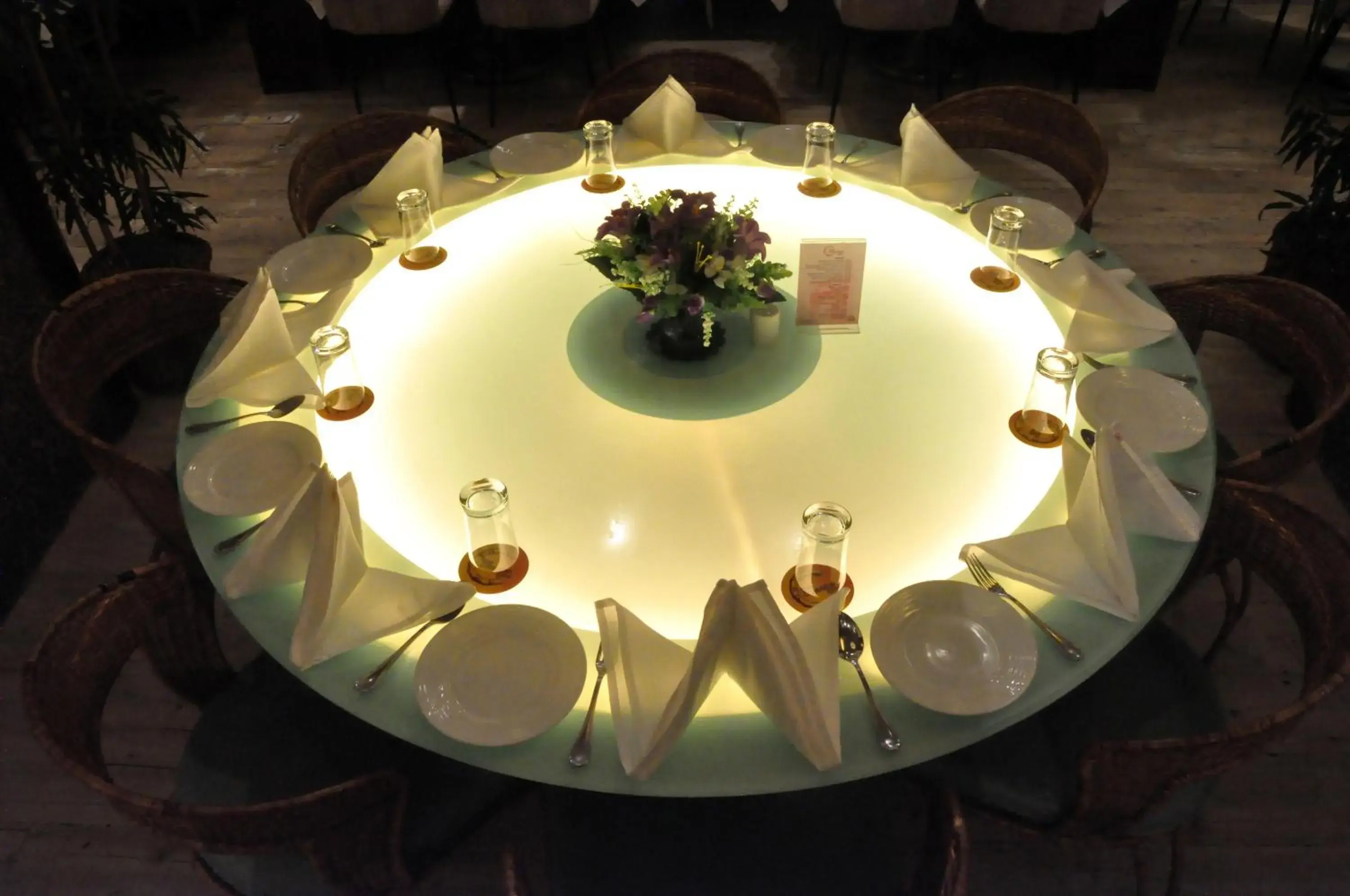 Restaurant/places to eat in Abbott Hotel Restaurant/places to eat in Abbott Hotel