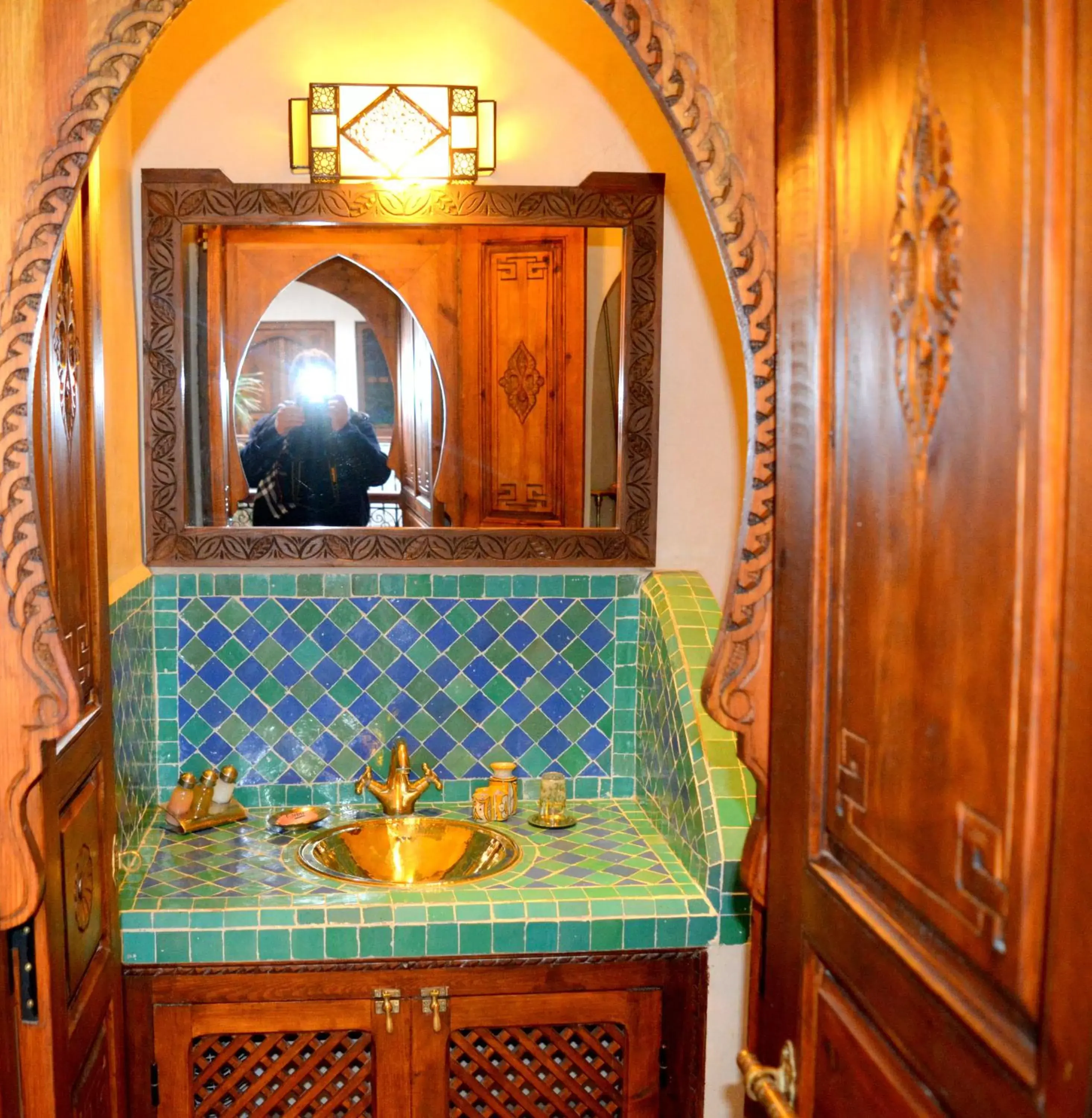 Staff, Bathroom in Riad Ghali Hotel & SPA