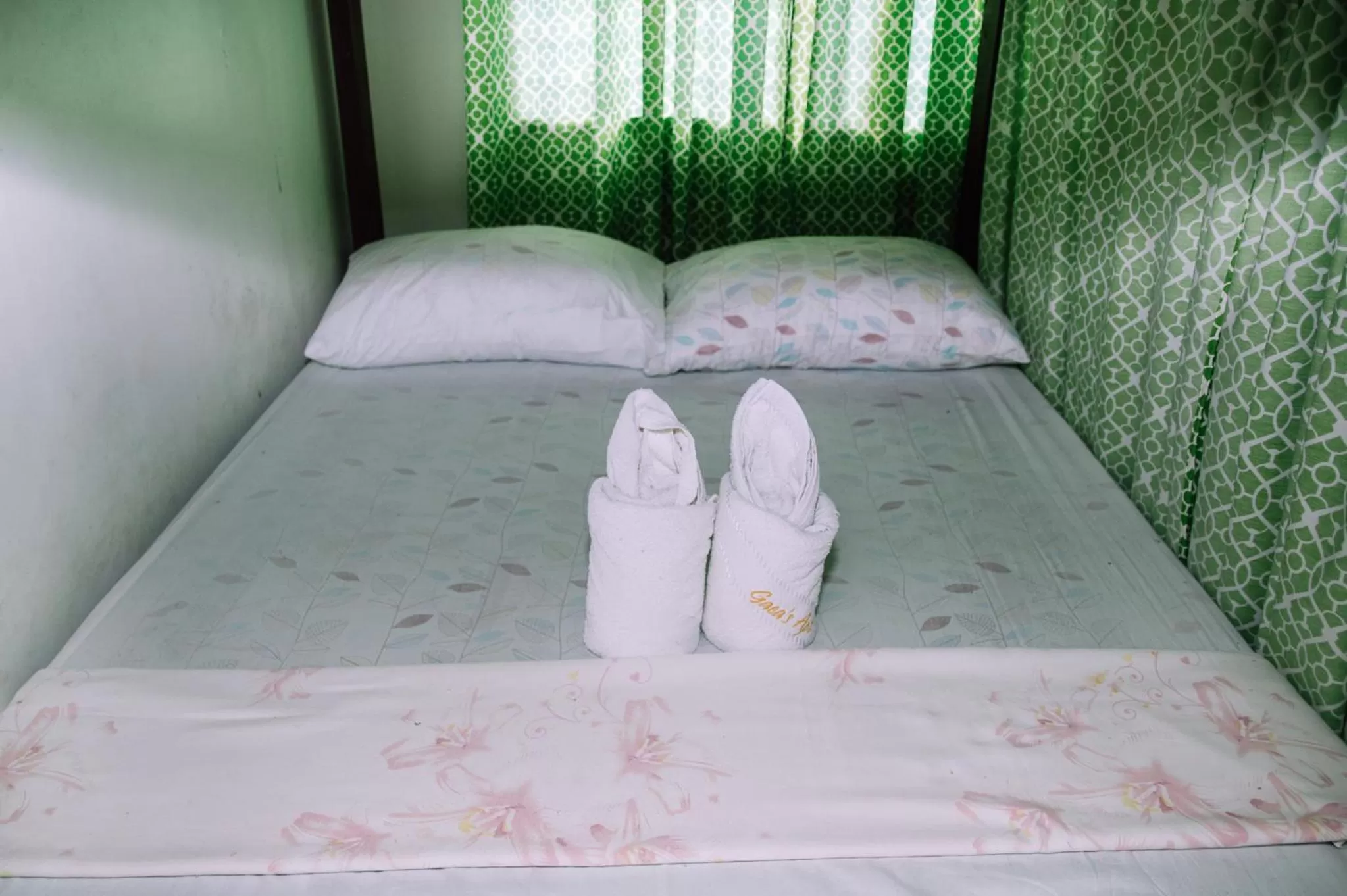 Bed in Gaea's Apartments