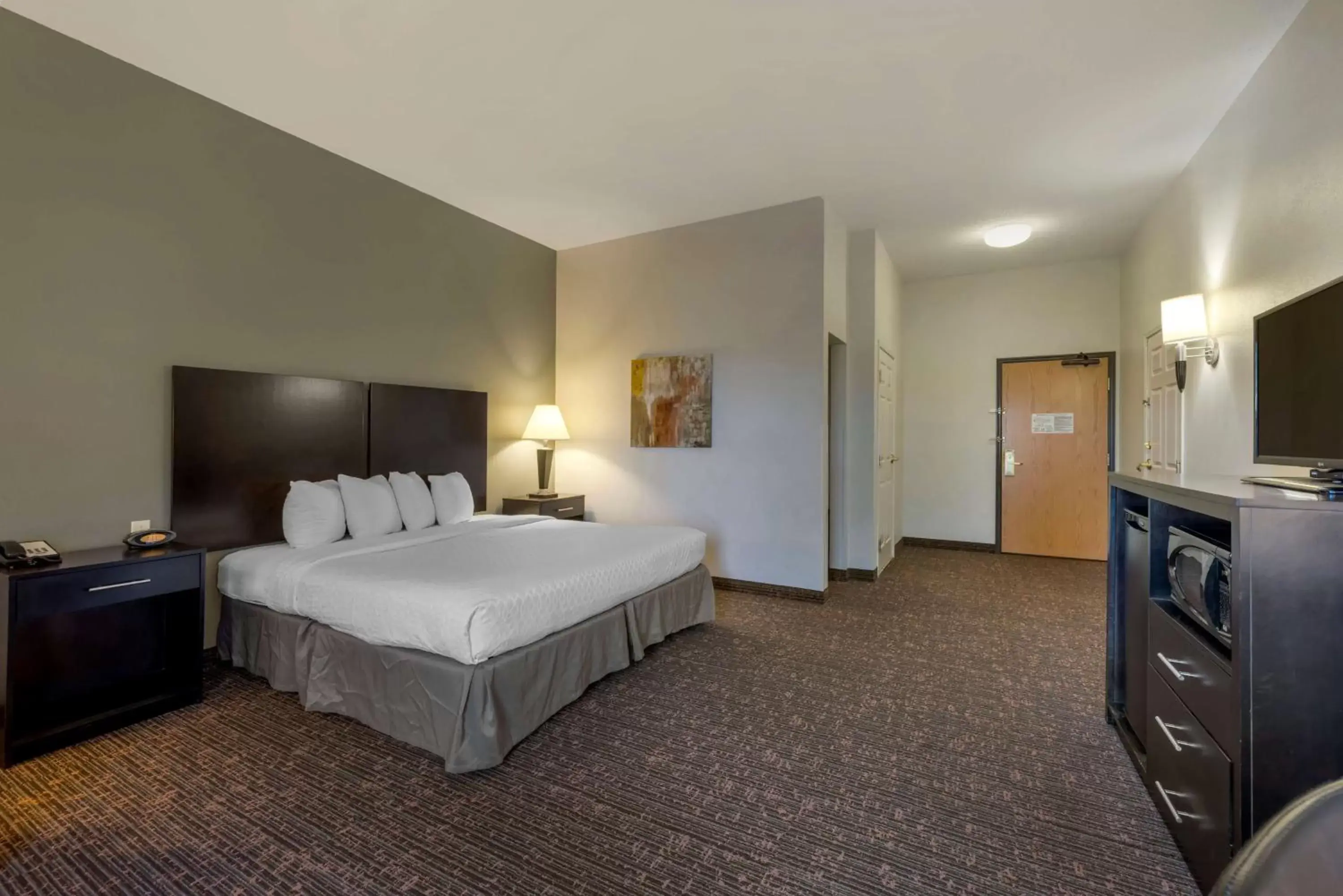 Bedroom, Bed in Best Western Plus Omaha Airport Inn