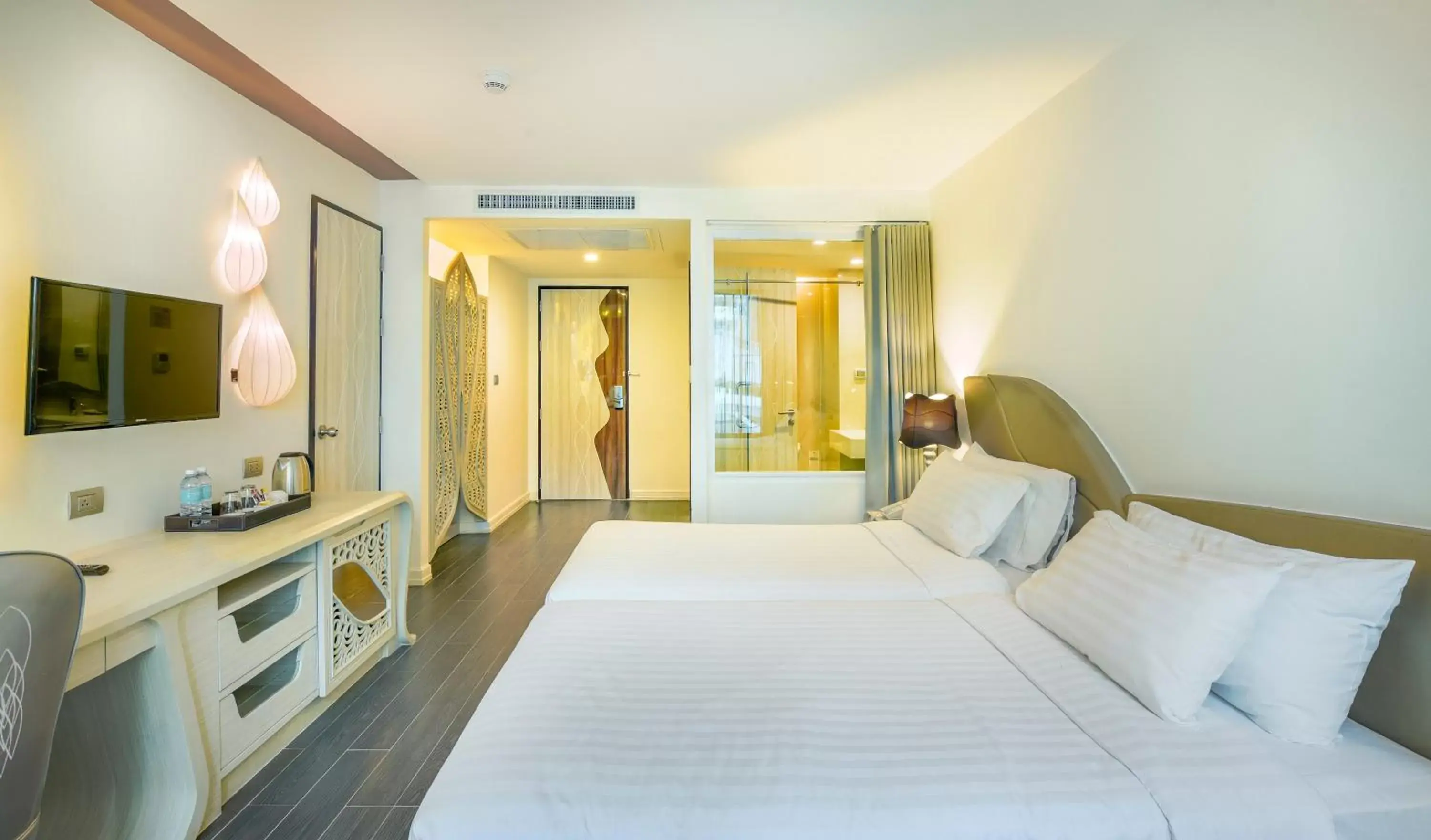 Bedroom, Bed in Le Tada Parkview Hotel - SHA Plus