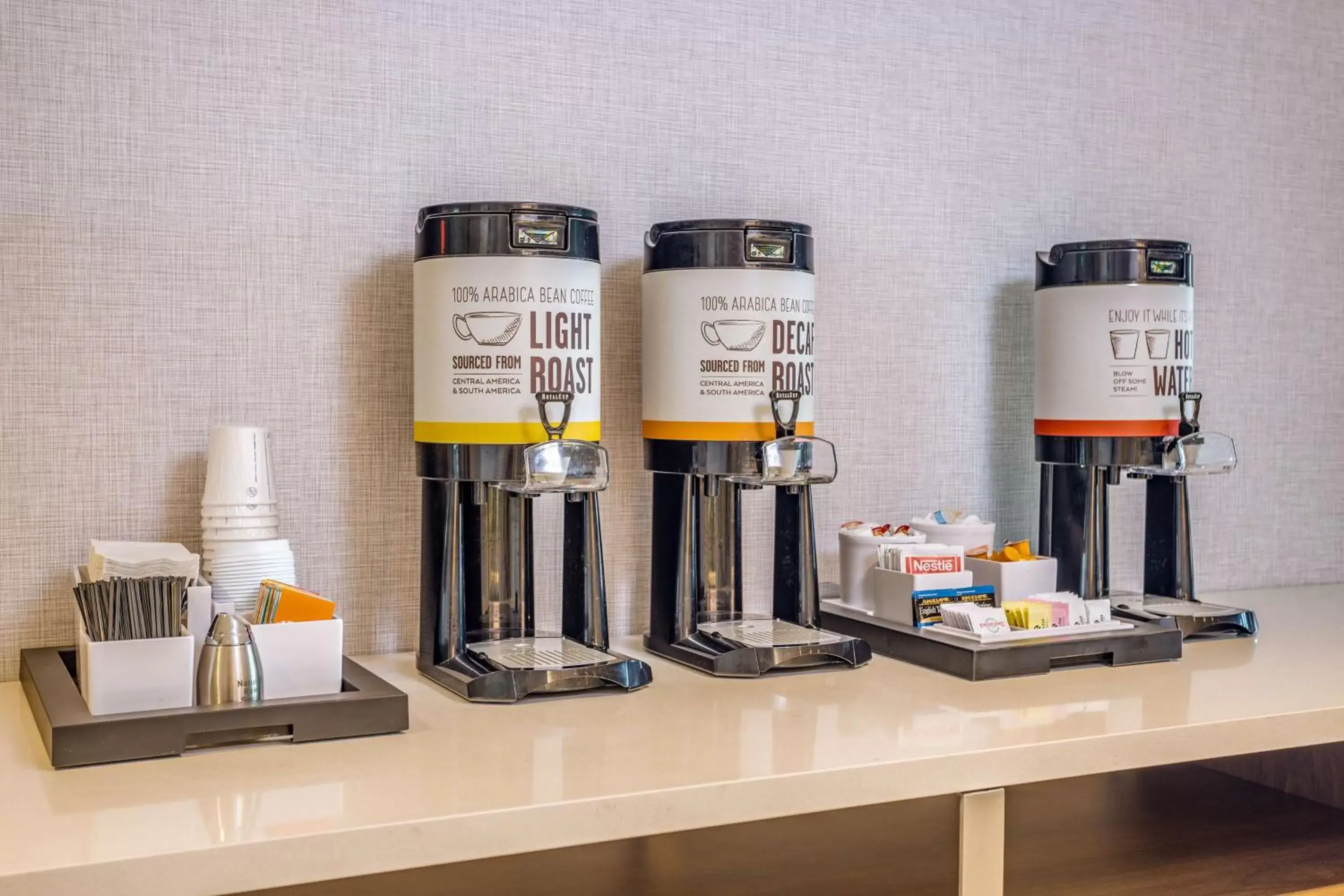 Dining area in Hampton Inn Bedford In, In Dining area in Hampton Inn Bedford In, In