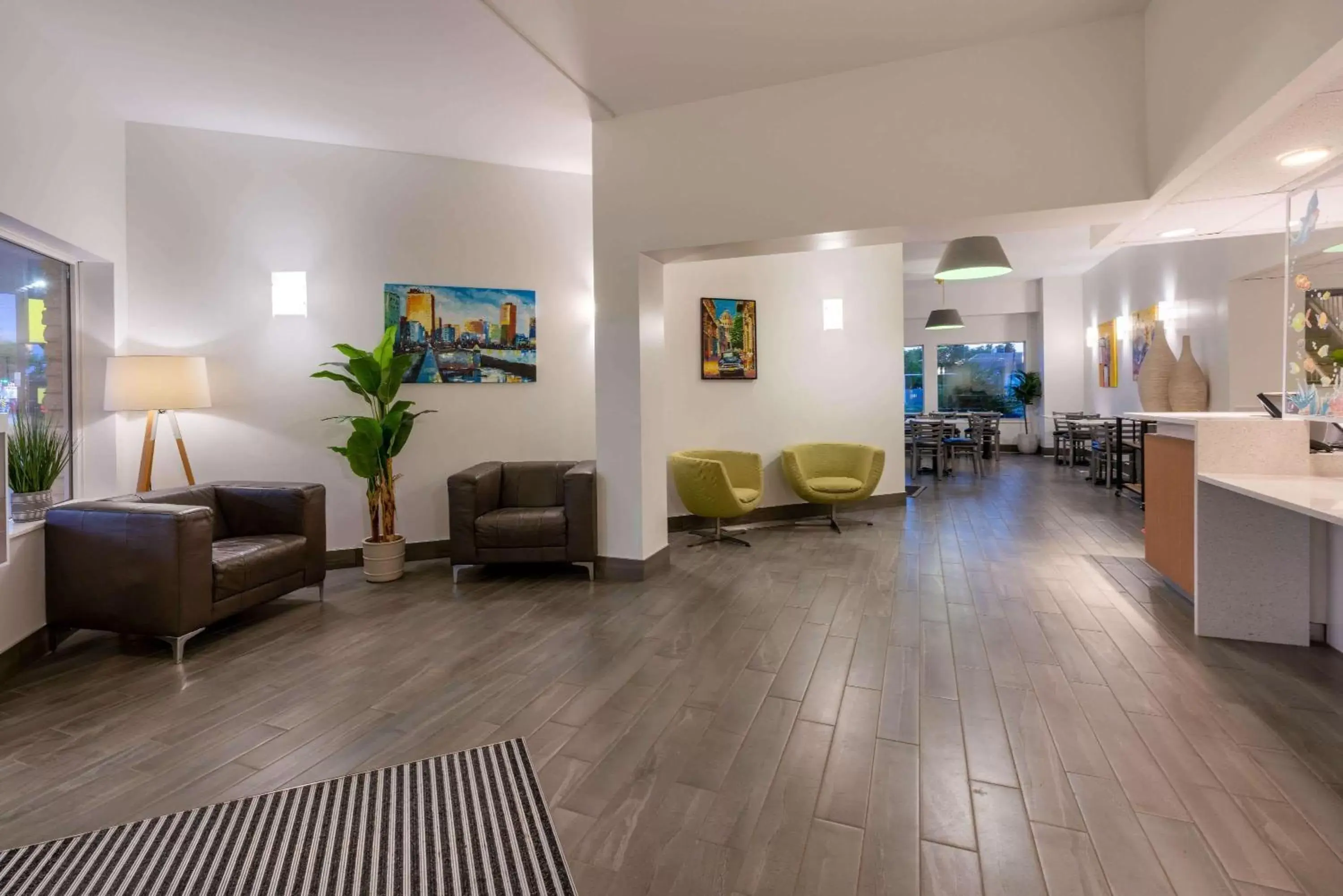 Lobby or reception in Super 8 by Wyndham Winnipeg West