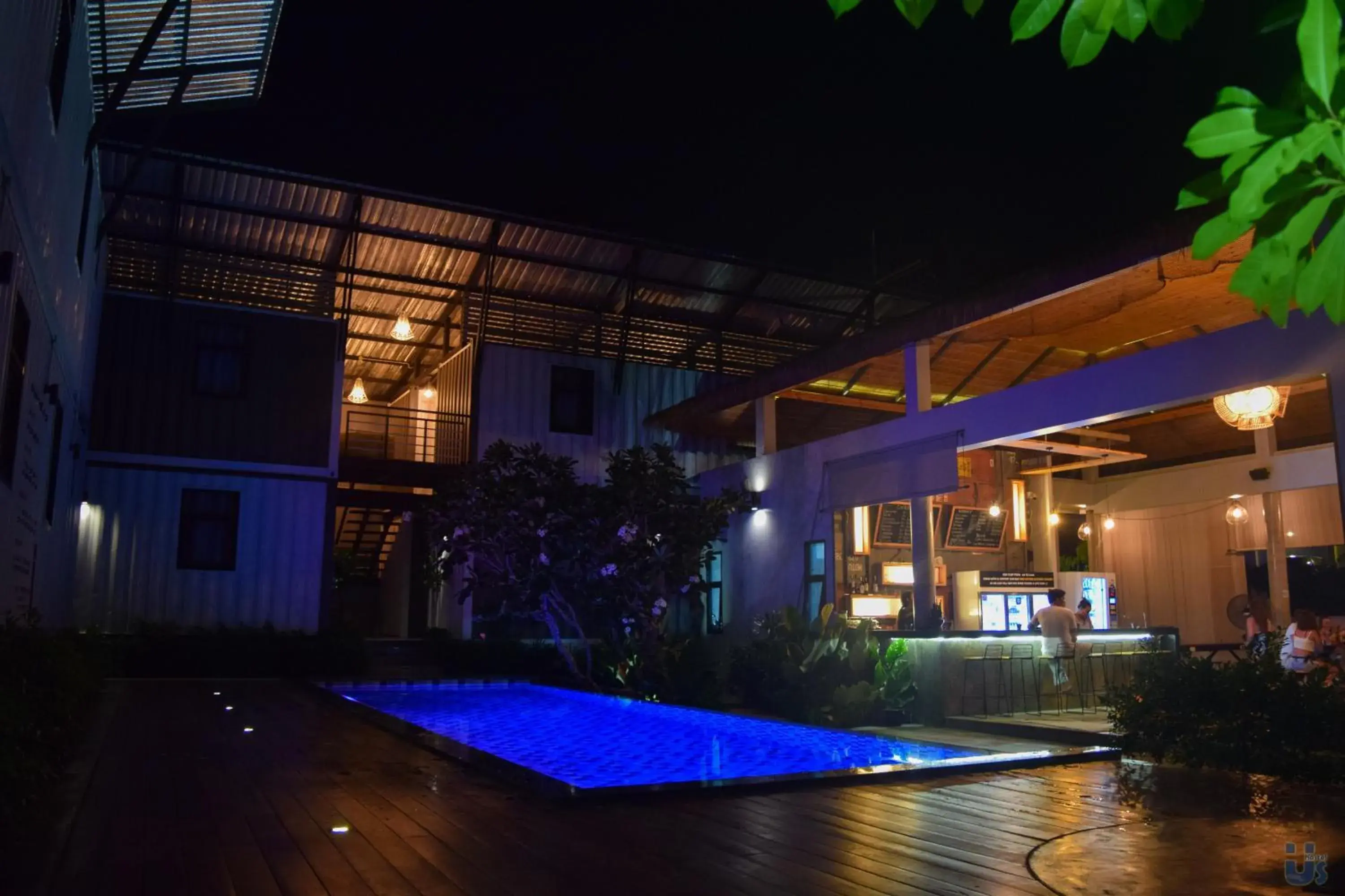 Swimming pool in Us Hostel Samui Swimming pool in Us Hostel Samui