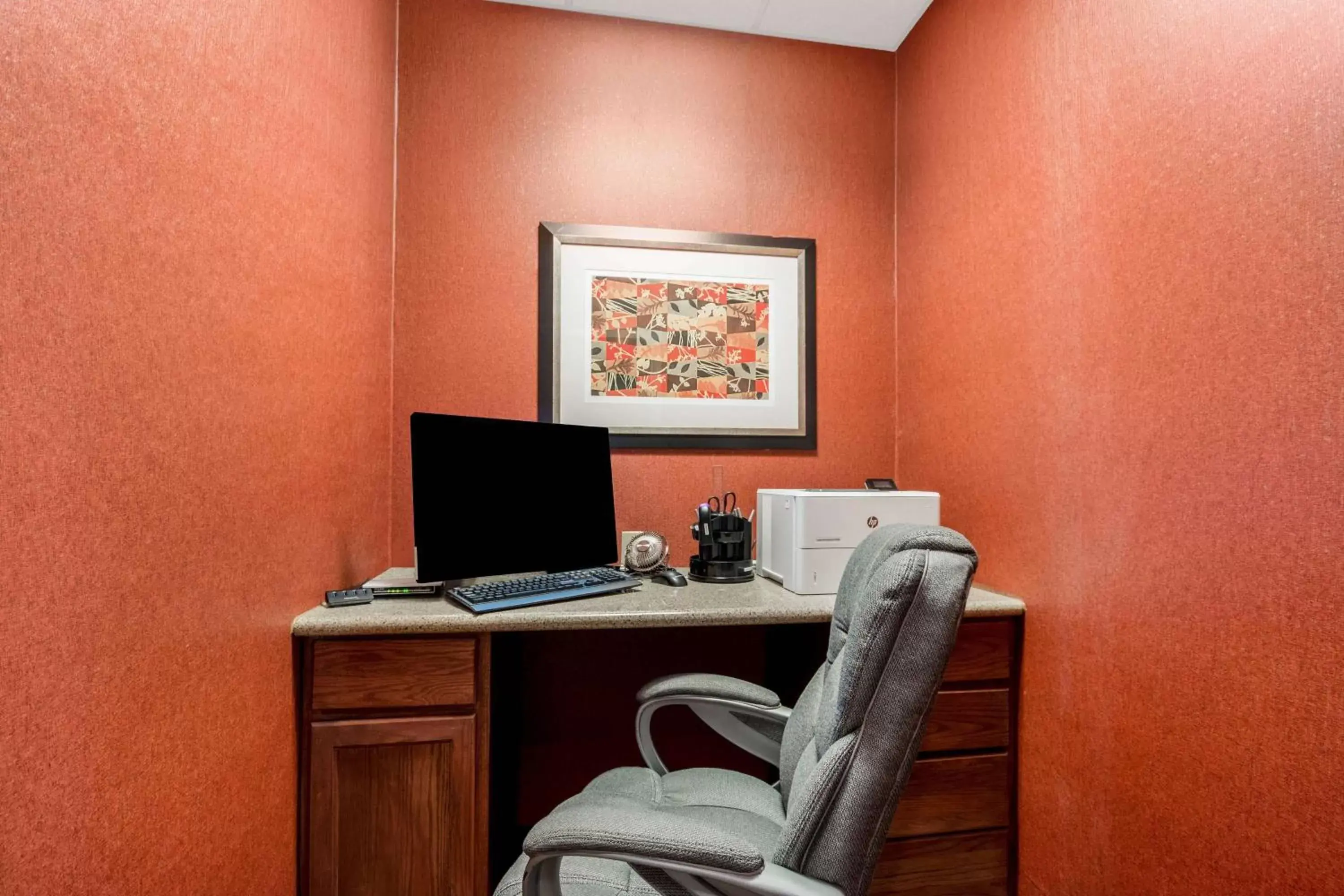 Business facilities in Hampton Inn Derby-Wichita Southeast