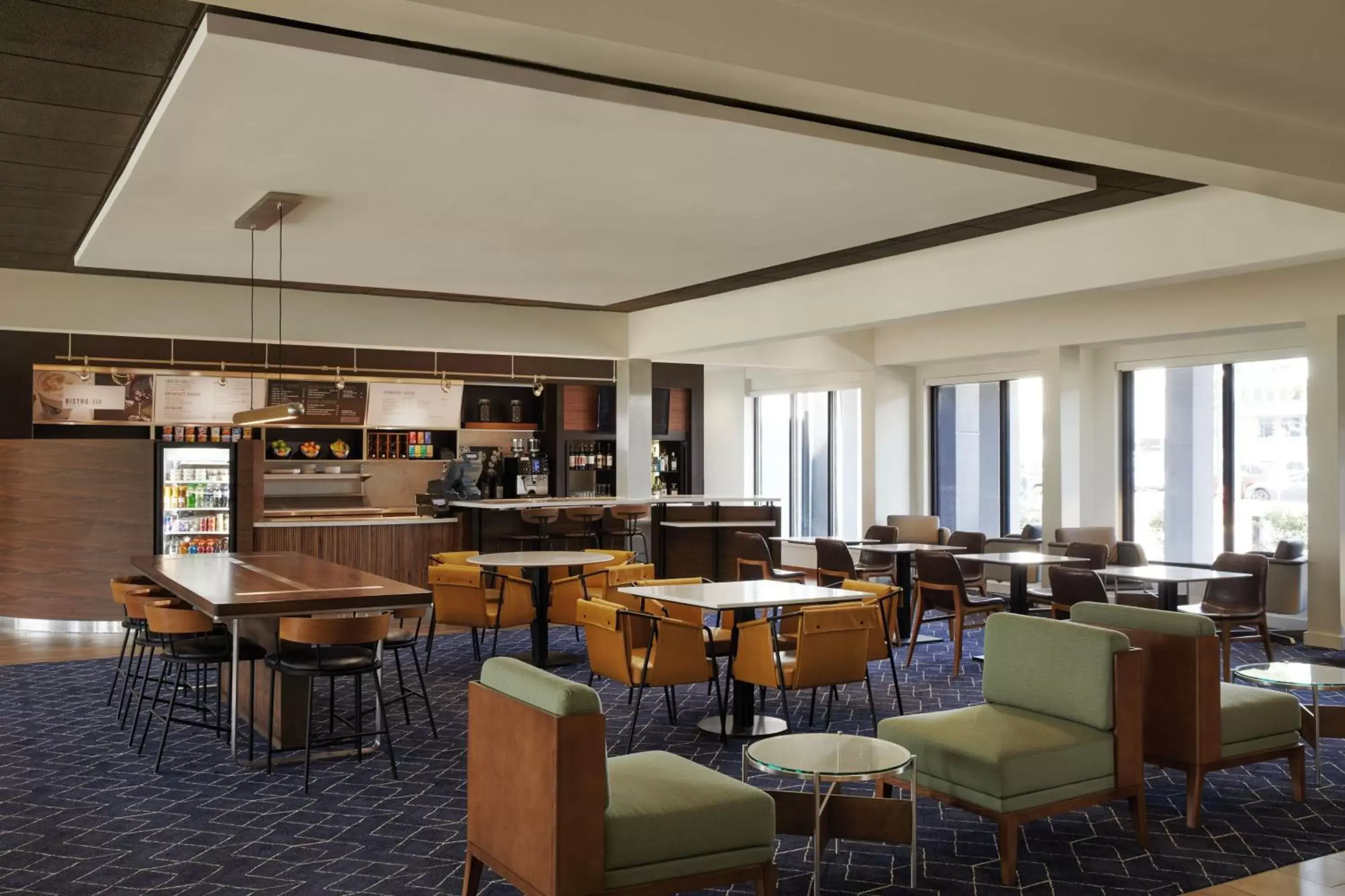 Lobby or reception, Restaurant/Places to Eat in Courtyard by Marriott St. Louis Downtown West