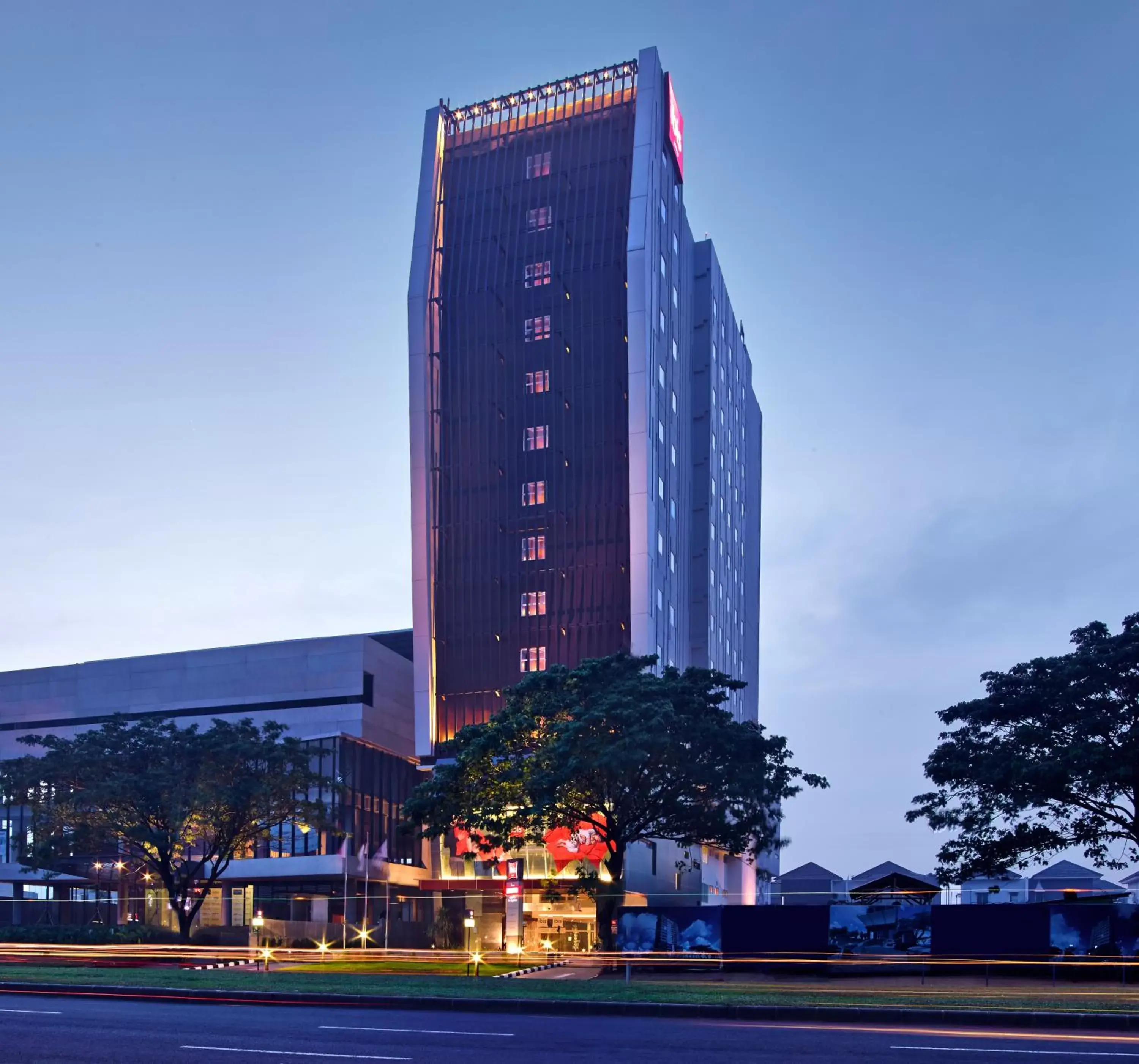 Property building in Ibis Gading Serpong