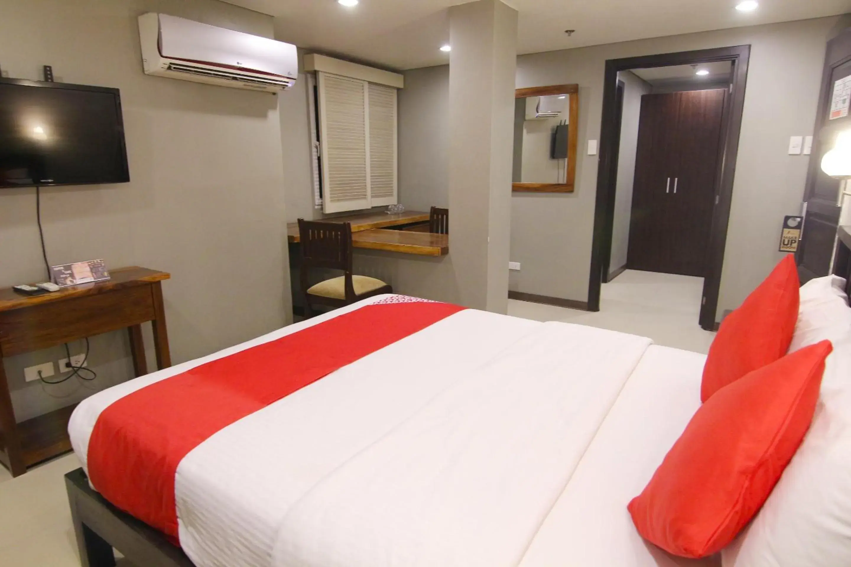 Bedroom, Bed in OYO 148 Cempaka Place Homestay