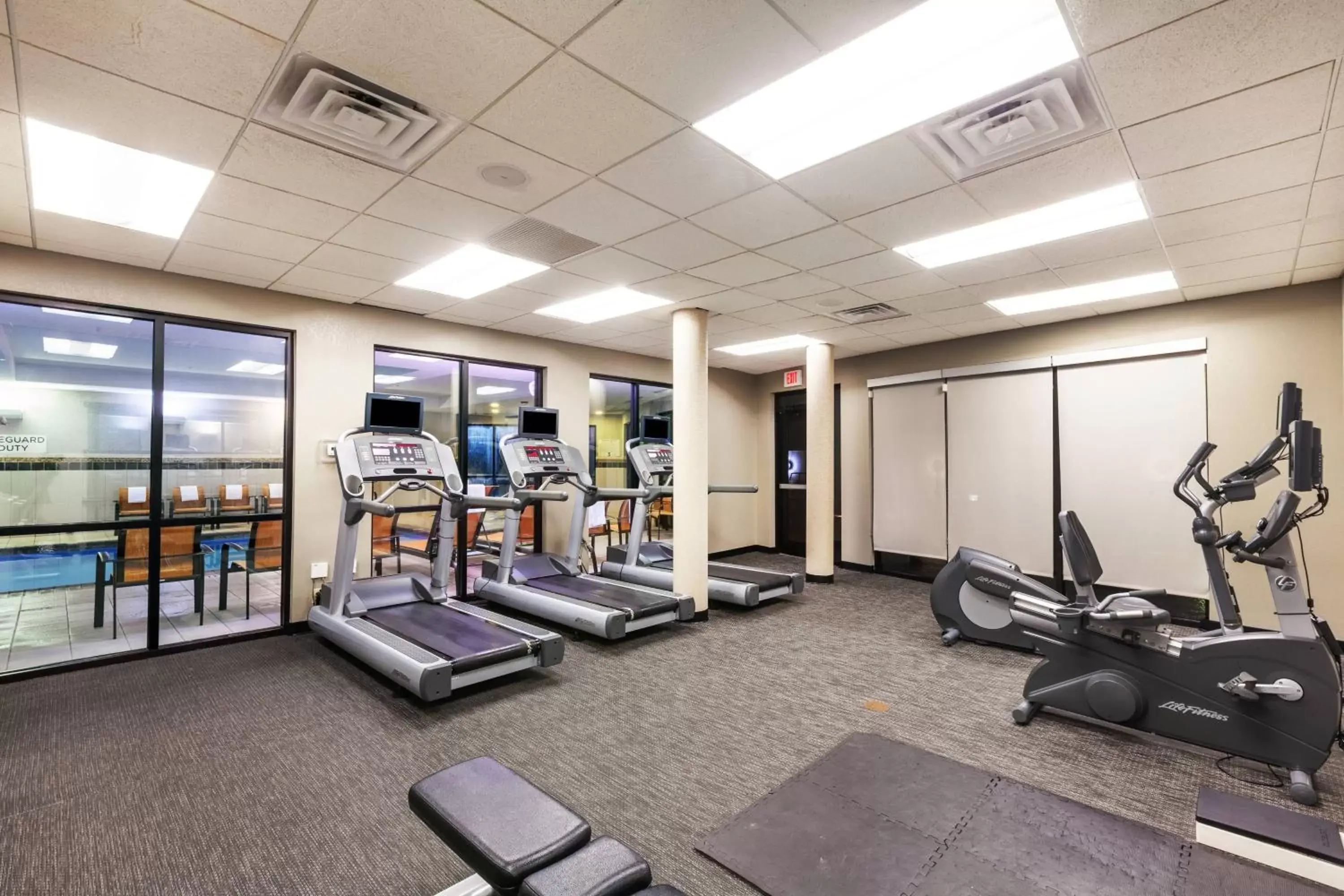 Fitness centre/facilities, Fitness Center/Facilities in Courtyard by Marriott Tulsa Woodland Hills