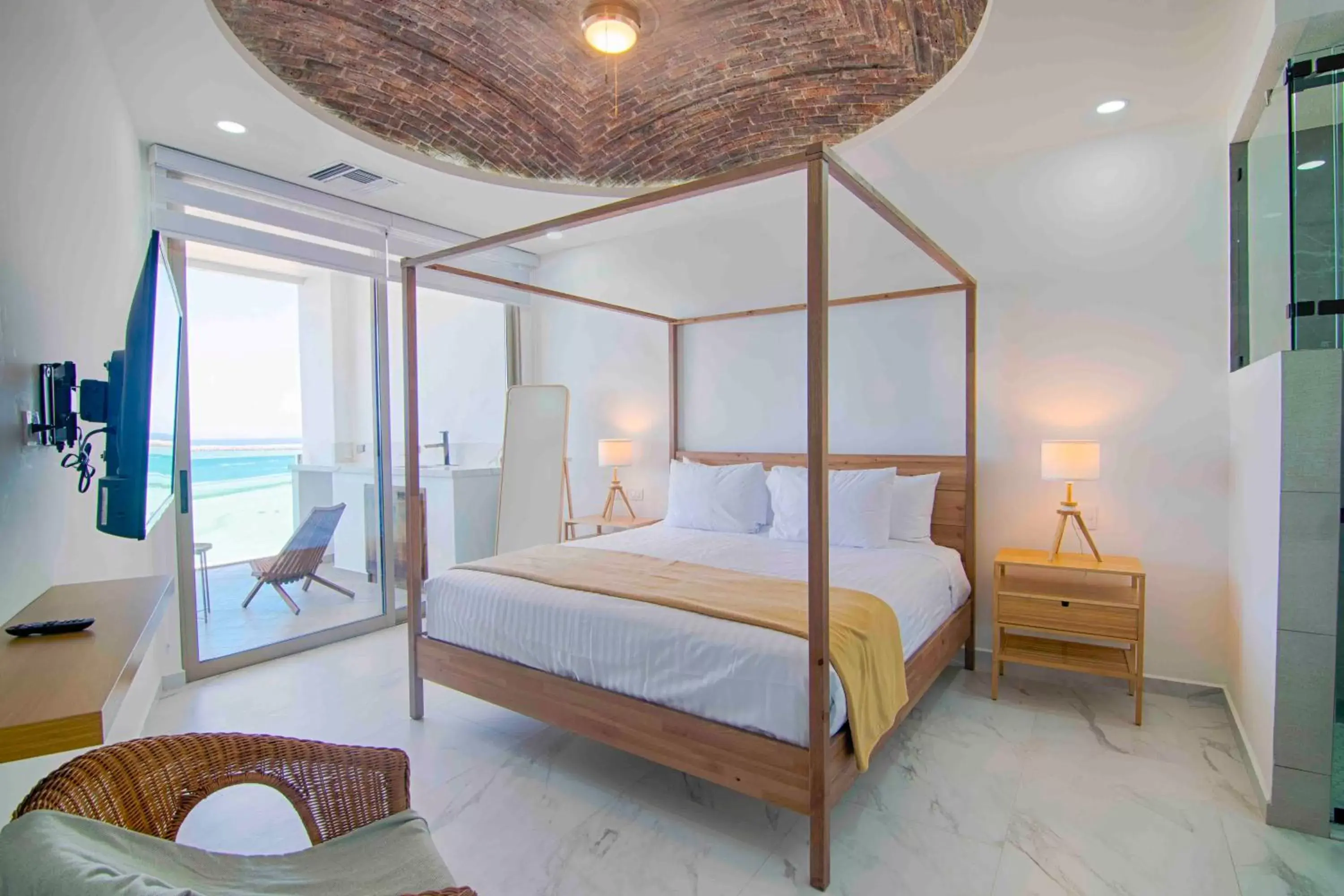 Bed in Esmeralda Beach Resort