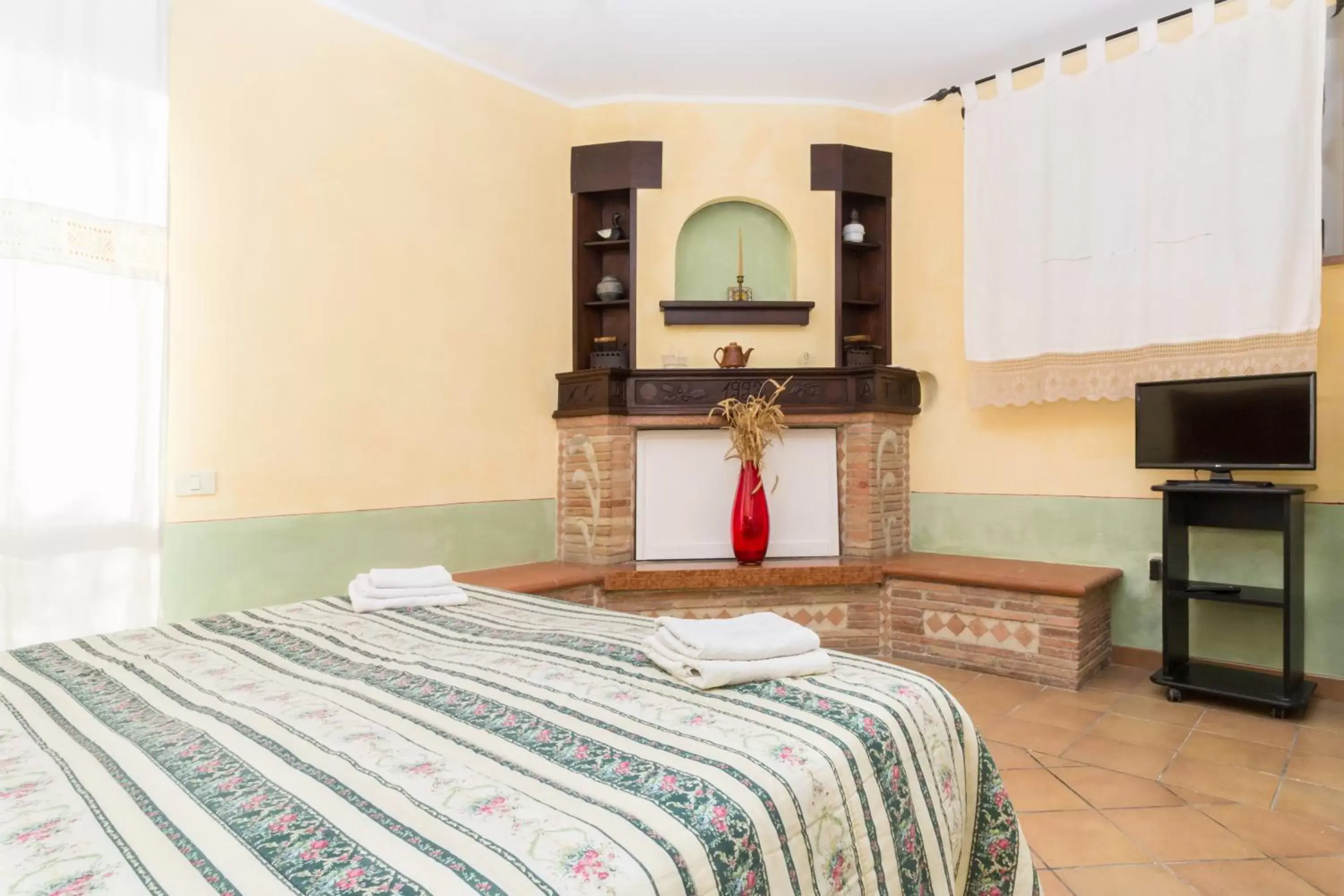 TV and multimedia, Bed in B&B Dimora Morelli