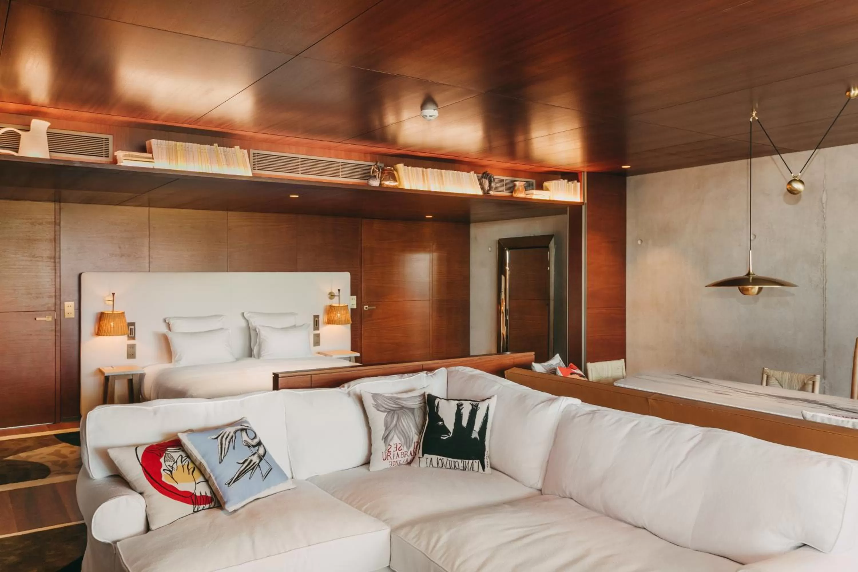 Living room in Lily of the Valley