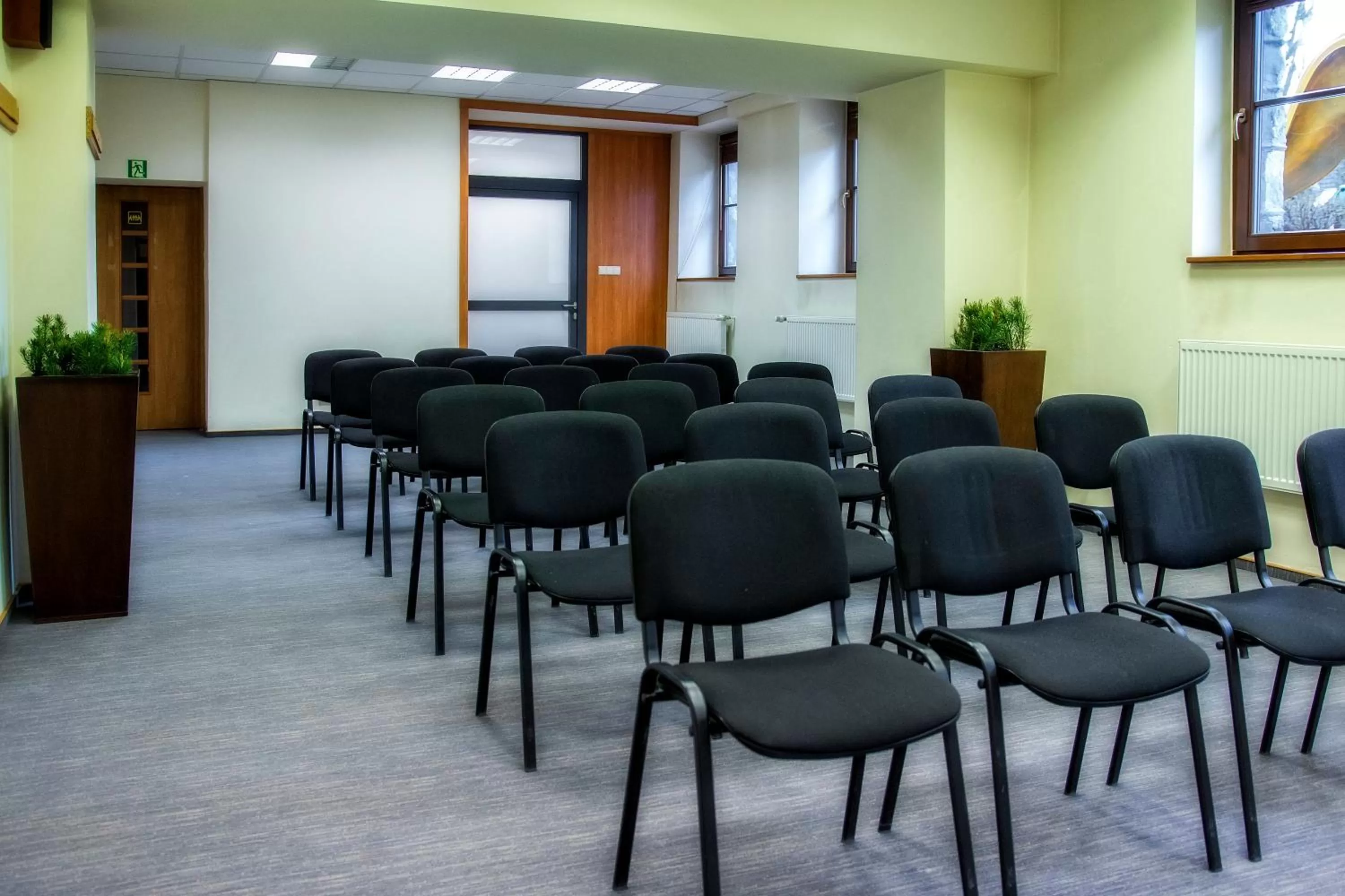 Meeting/conference room in Rezydencja Sienkiewiczówka
