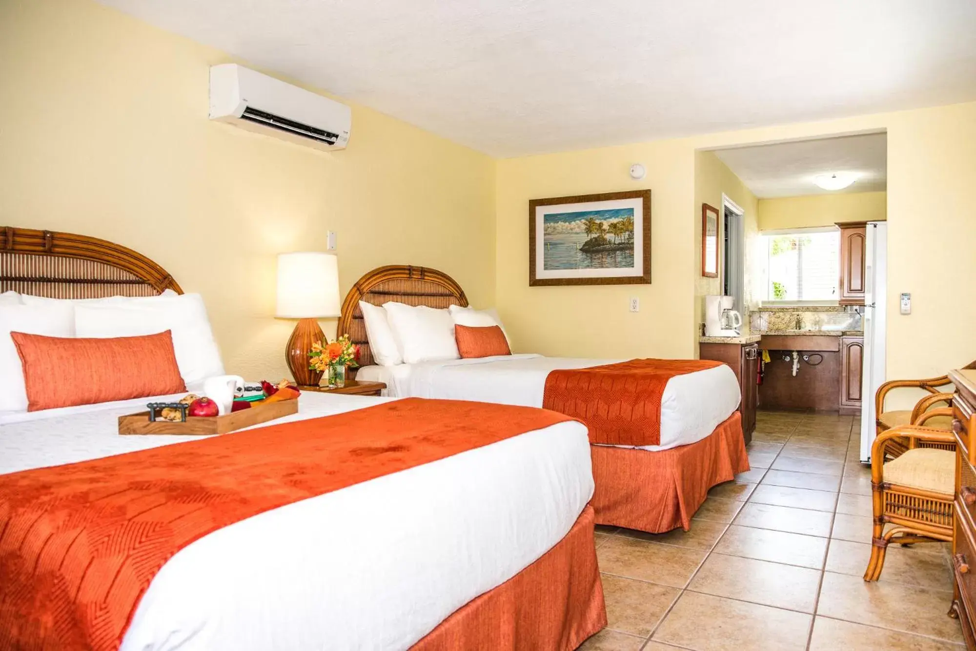 Bed in Coconut Bay Resort - Key Largo