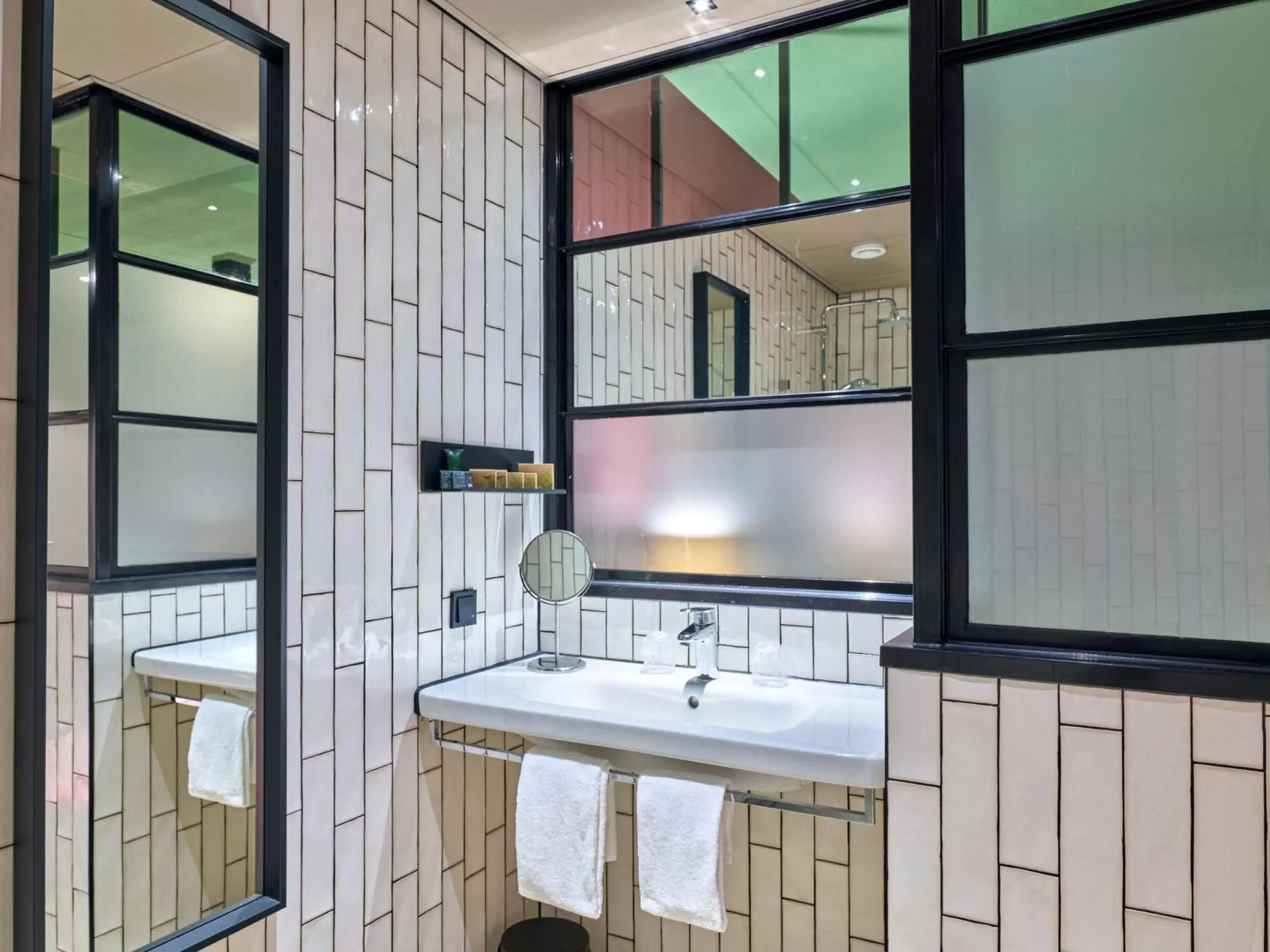 Bathroom in Hotel Restaurant Grandcafé 't Voorhuys
