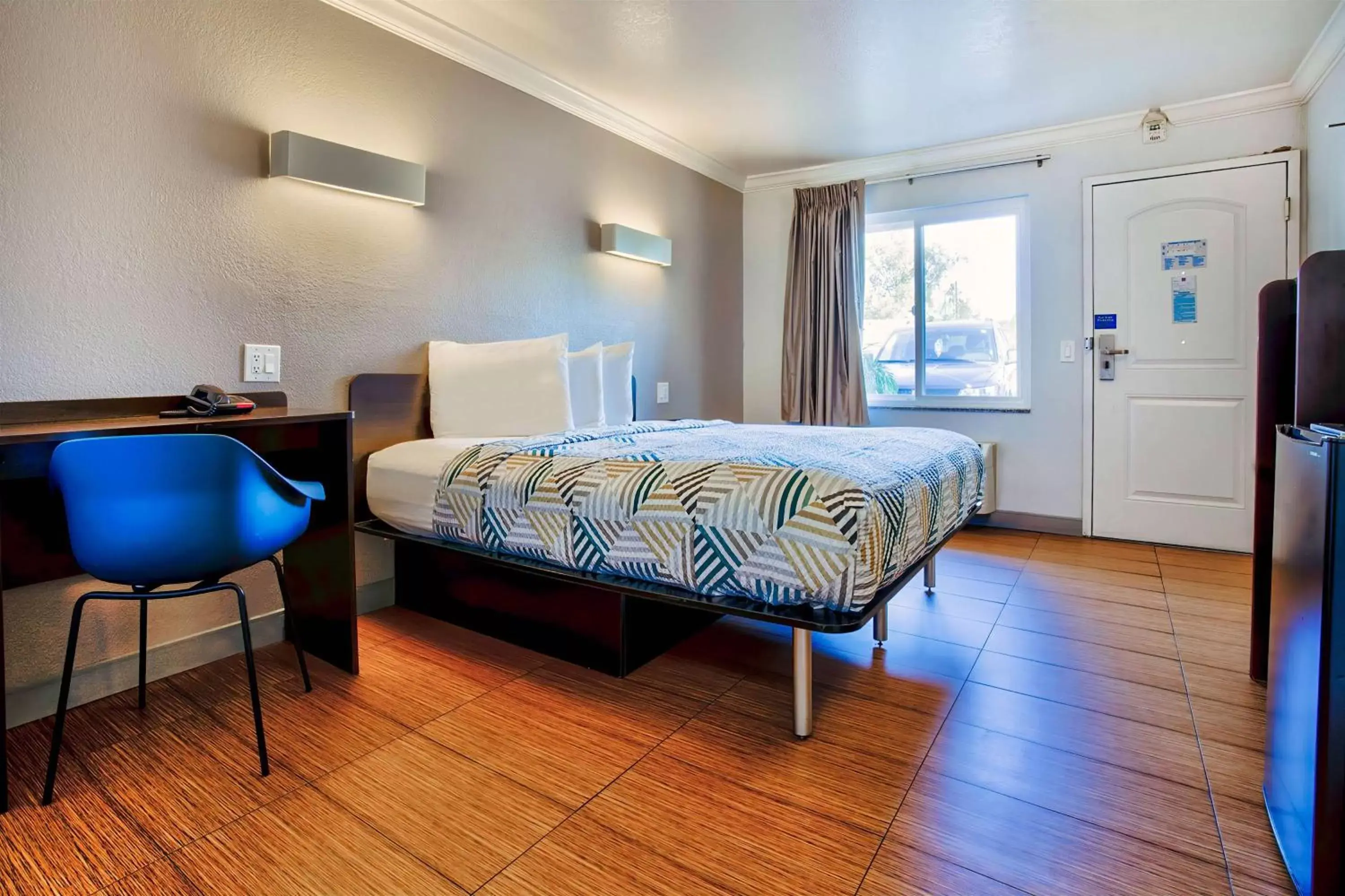 Bedroom, Bed in Motel 6-Menifee, CA