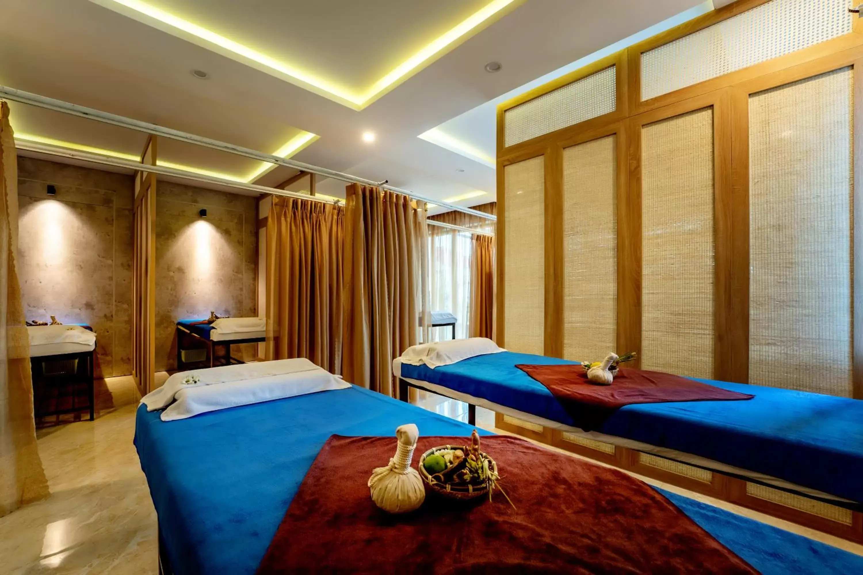 Massage, Bed in Royal Mansion Boutique Hoi An Massage, Bed in Royal Mansion Boutique Hoi An