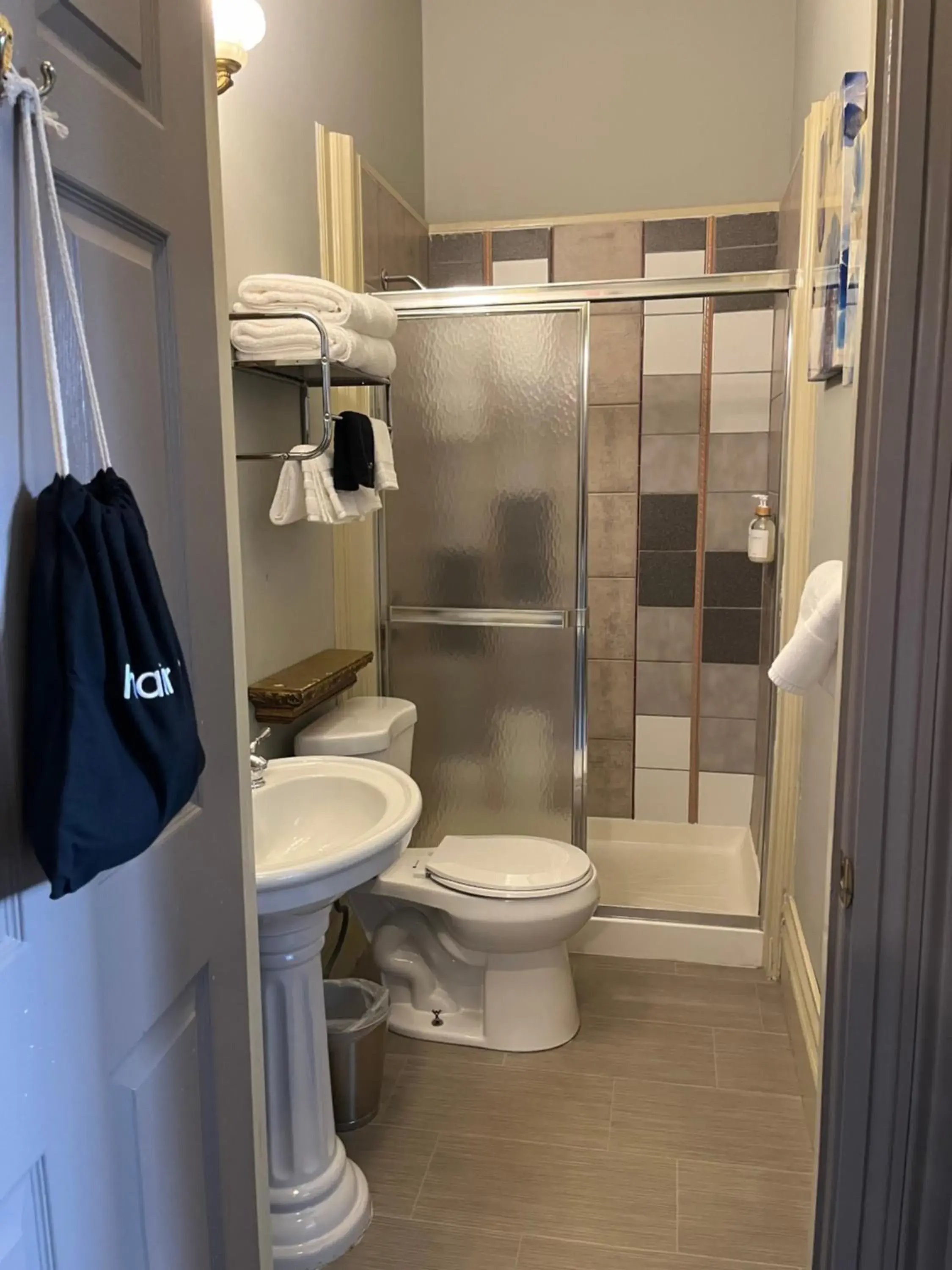 Shower, Bathroom in Stone Gables Inn