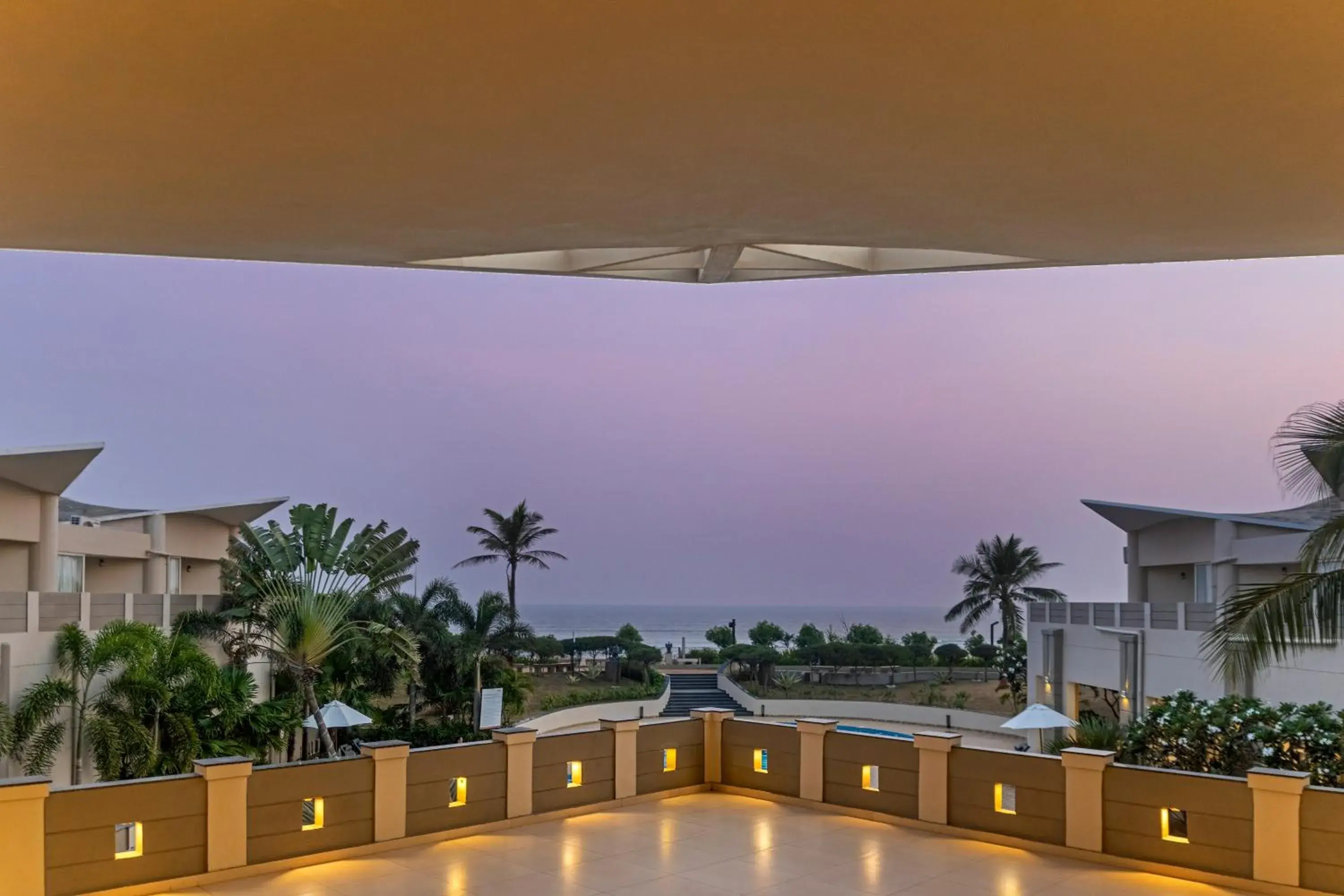 Property building in Sterling Puri Property building in Sterling Puri