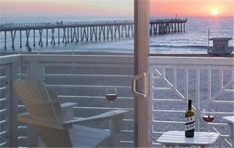 Area and facilities in Beach House Hotel at Hermosa Beach