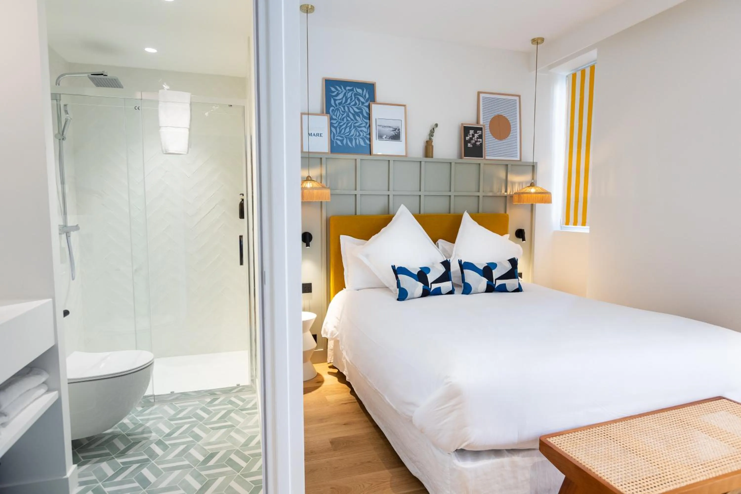 Shower, Bed in Maison Durante