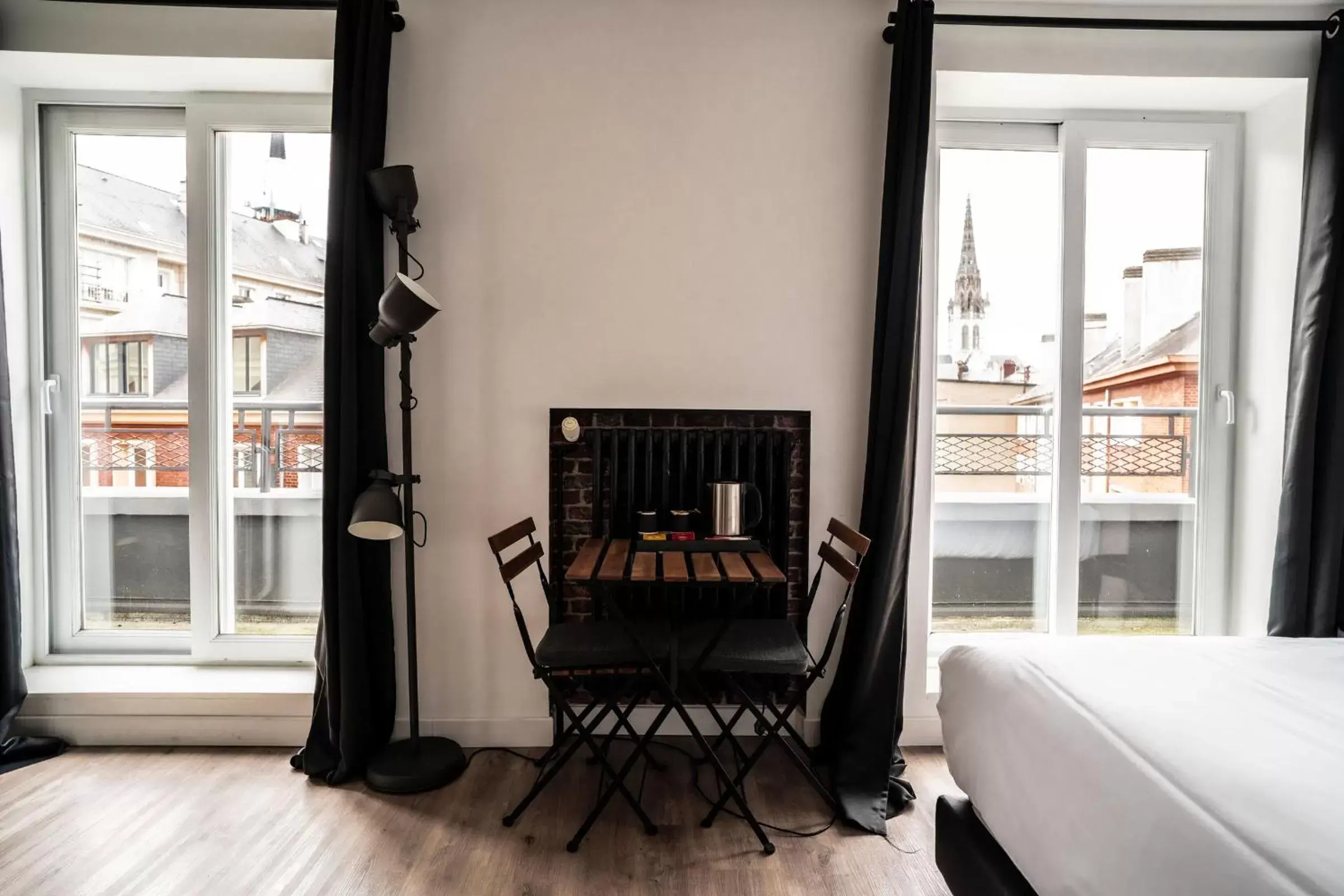 Coffee/tea facilities in Hotel De Quebec