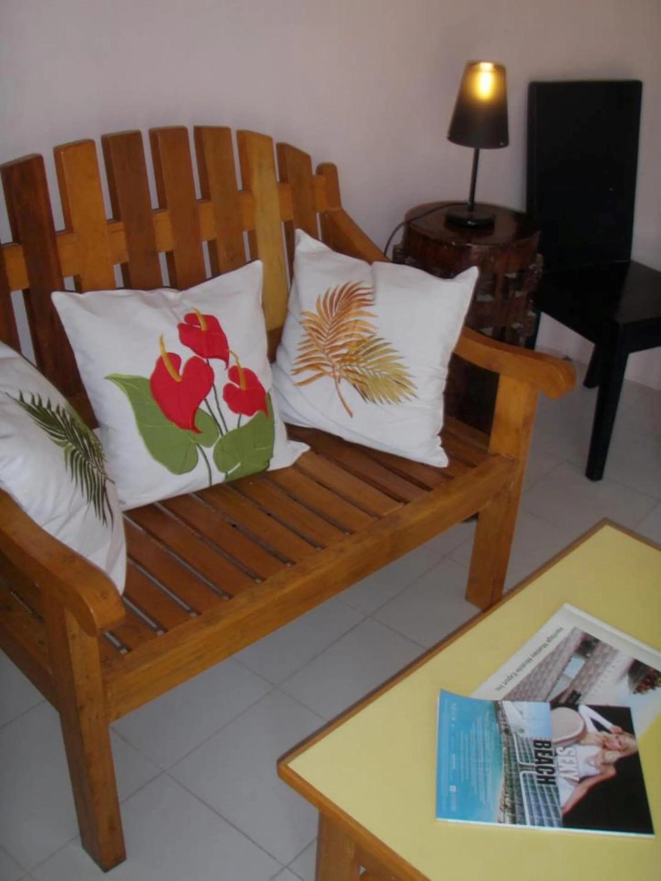 Lobby or reception, Bed in Anthurium Inn