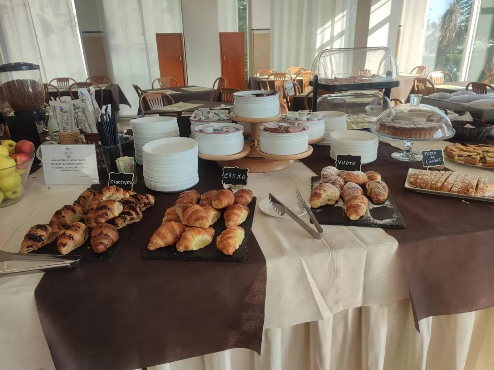 Breakfast in Hotel Audi Frontemare