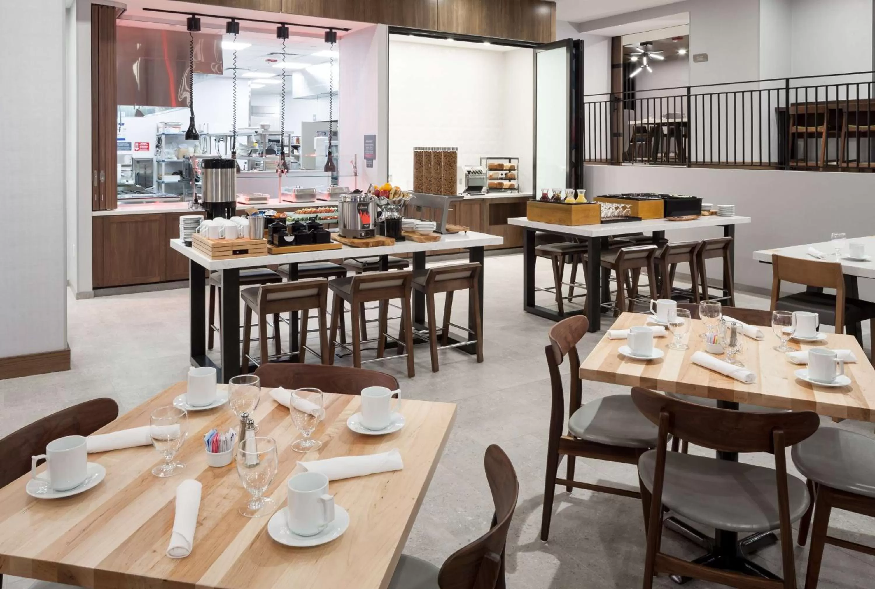 Restaurant/places to eat in Hilton Garden Inn Madison Downtown, WI