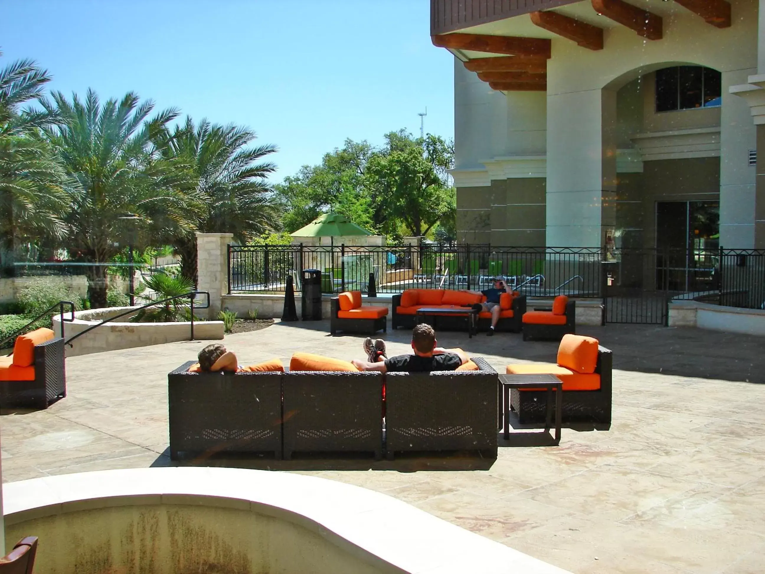 Balcony/Terrace in Wyndham Garden River Walk Museum Reach