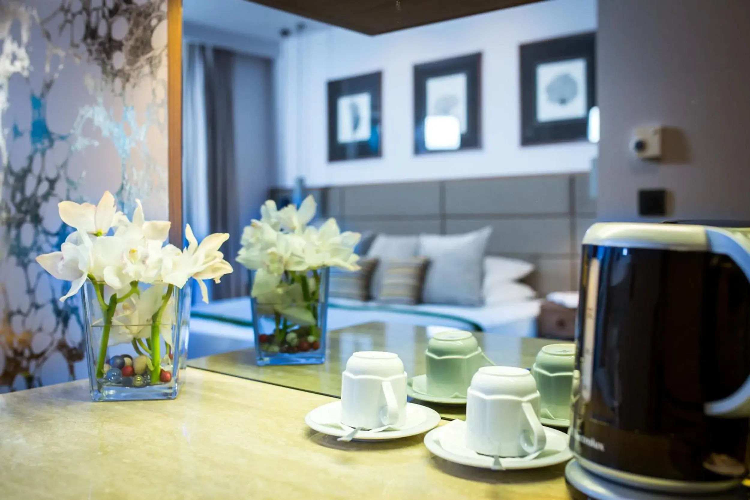 Coffee/tea facilities in Royal Neptun Hotel