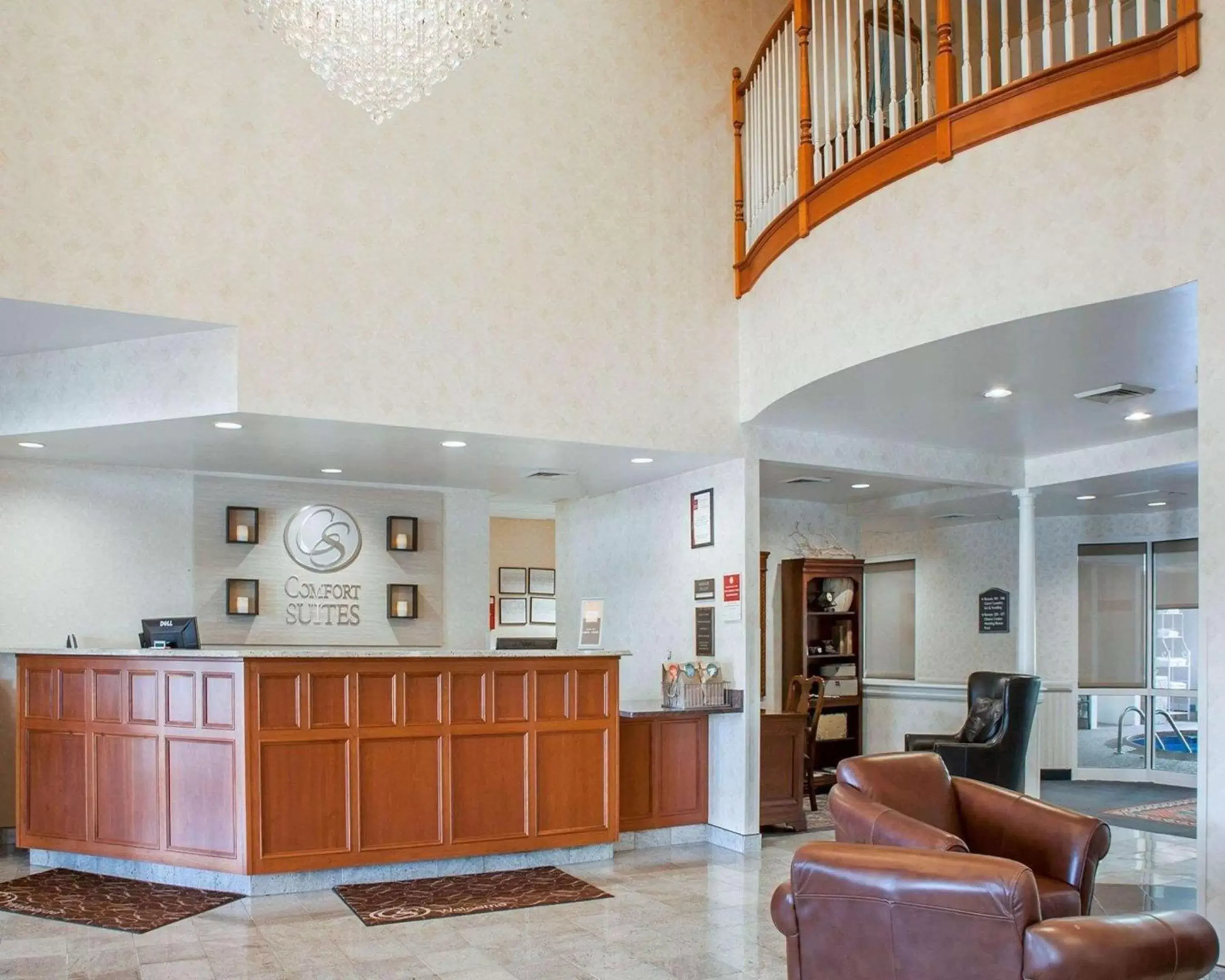 Lobby or reception, Lobby/Reception in Comfort Suites West Warwick - Providence