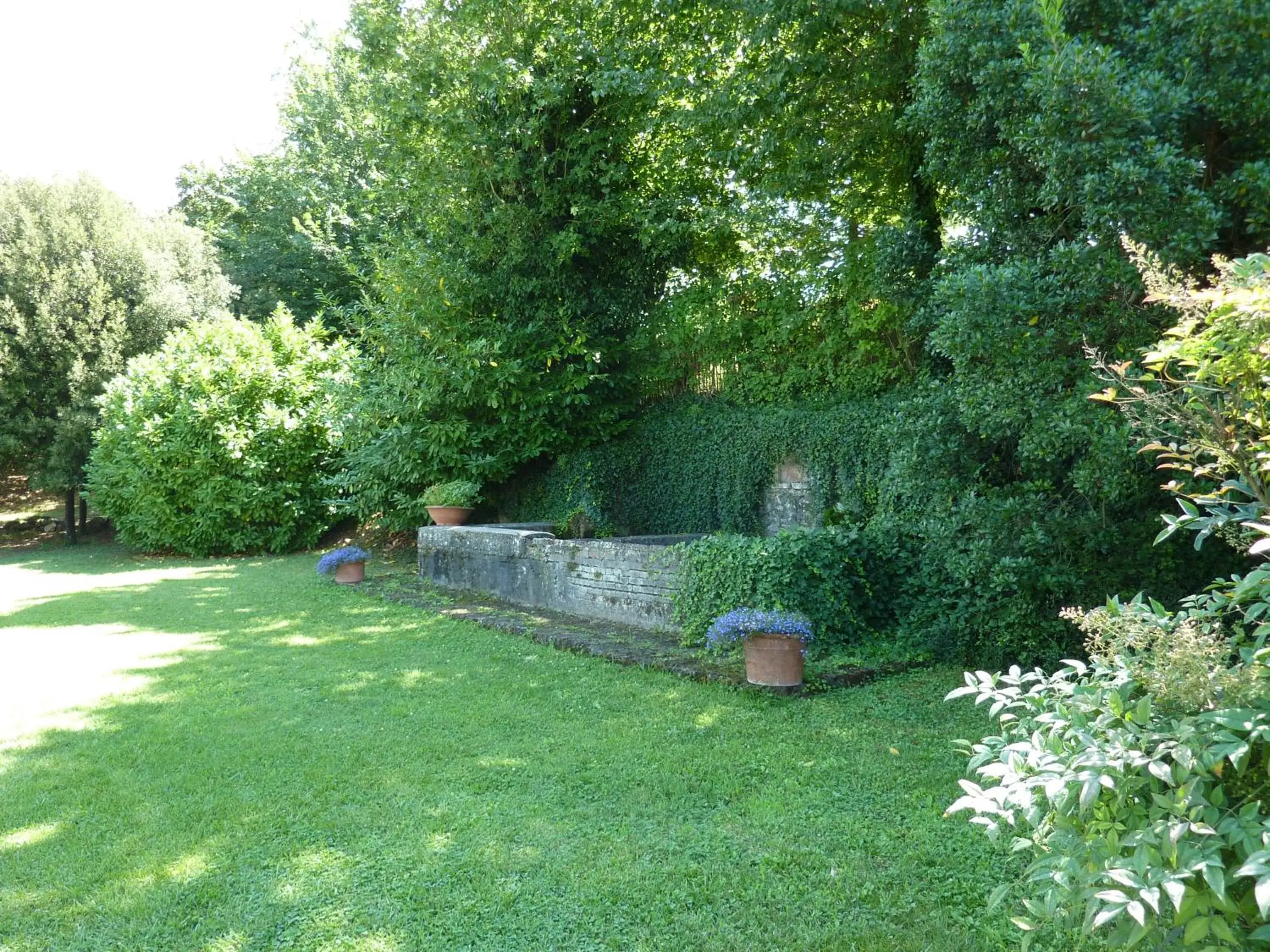 Day, Garden in La Rocca