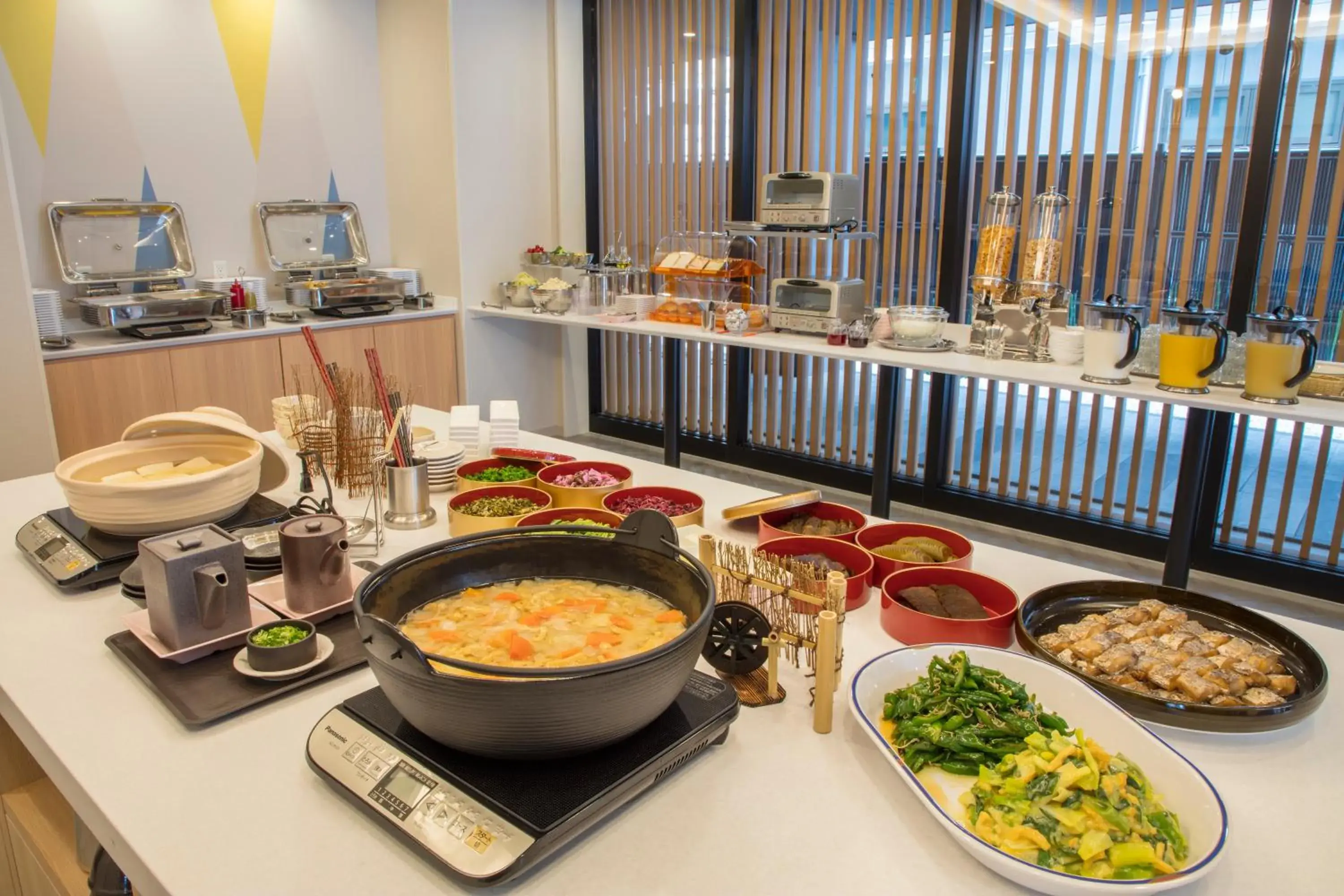 Buffet breakfast in Sotetsu Fresa Inn Kyoto-Hachijoguchi Buffet breakfast in Sotetsu Fresa Inn Kyoto-Hachijoguchi