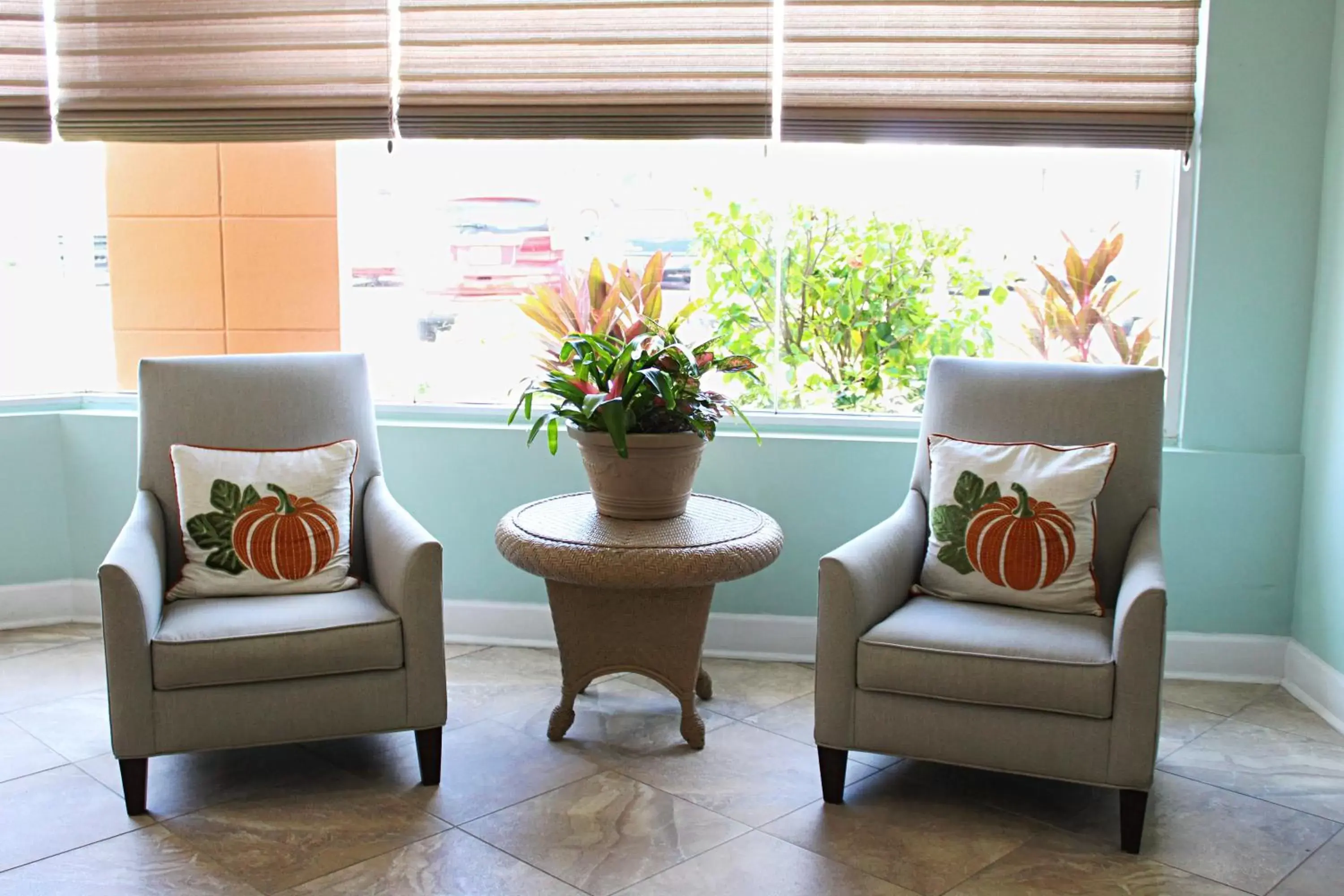 Lobby or reception, Seating Area in The Cove On Ormond Beach
