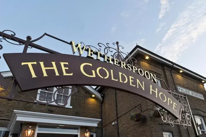 Facade/entrance, Property Building in The Golden Hope Wetherspoon
