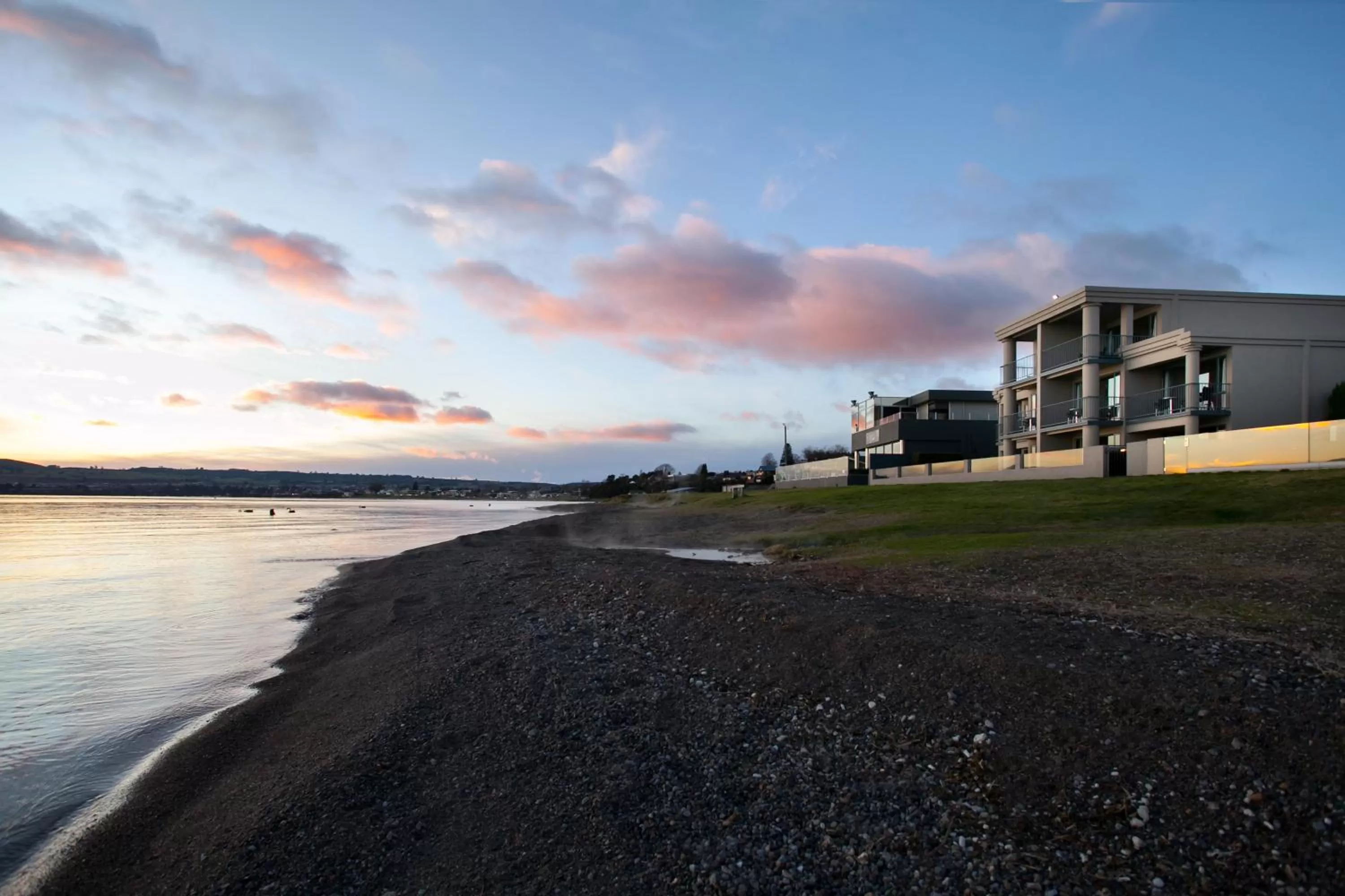 Beach in Boulevard Waters