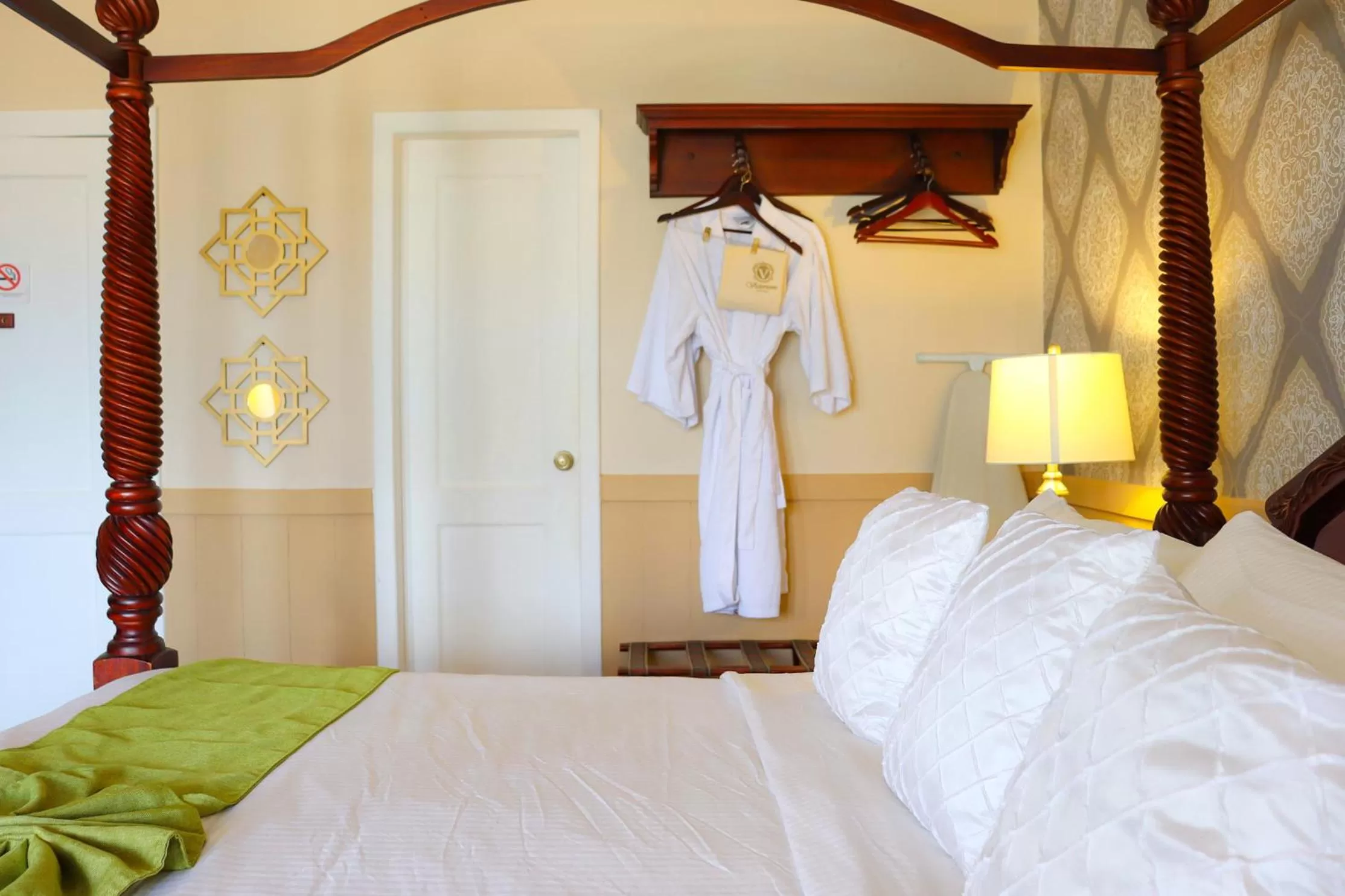 Photo of the whole room, Bed in Hotel Victoriano