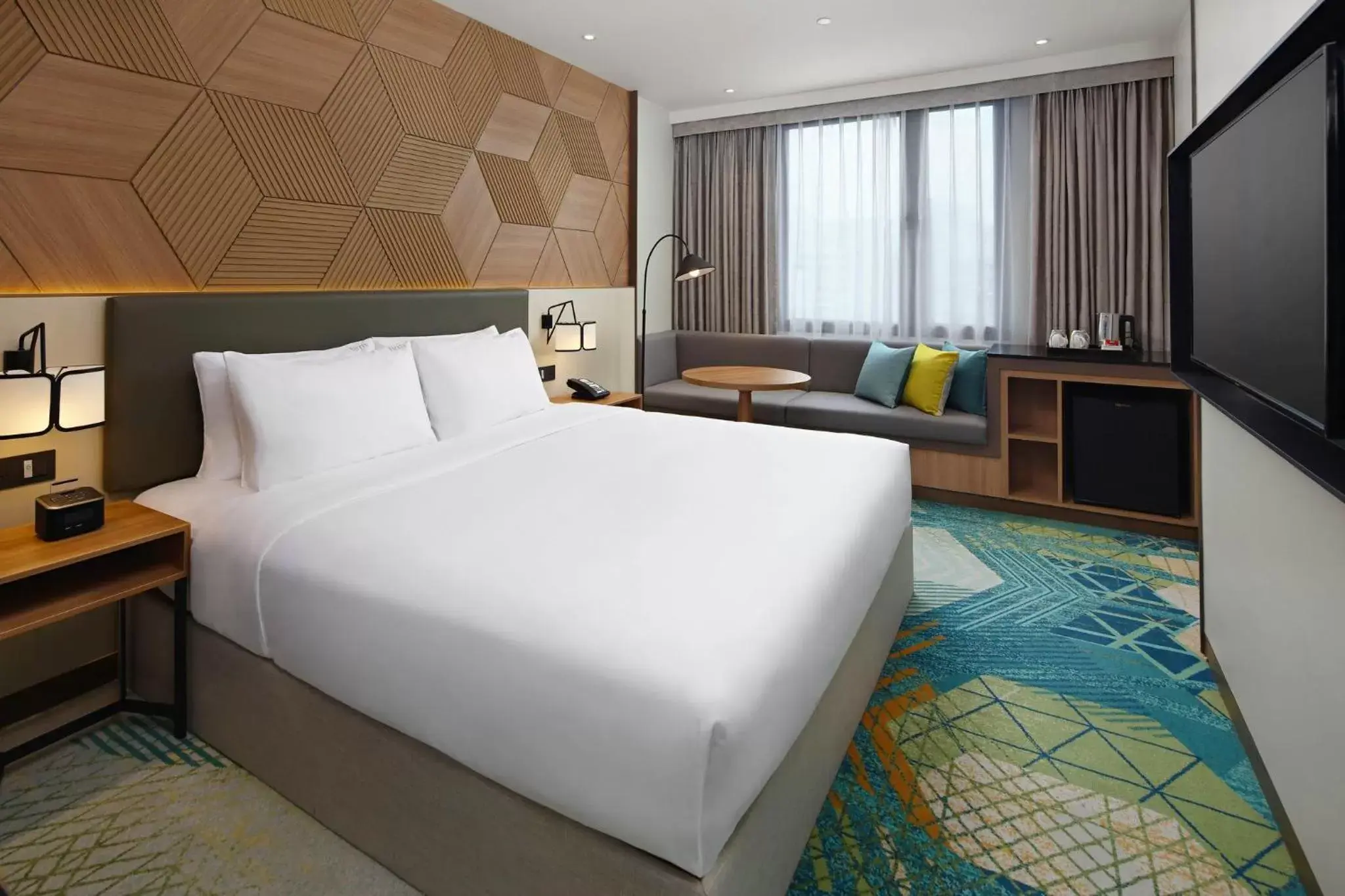 Photo of the whole room, Bed in Holiday Inn Cebu City, an IHG Hotel