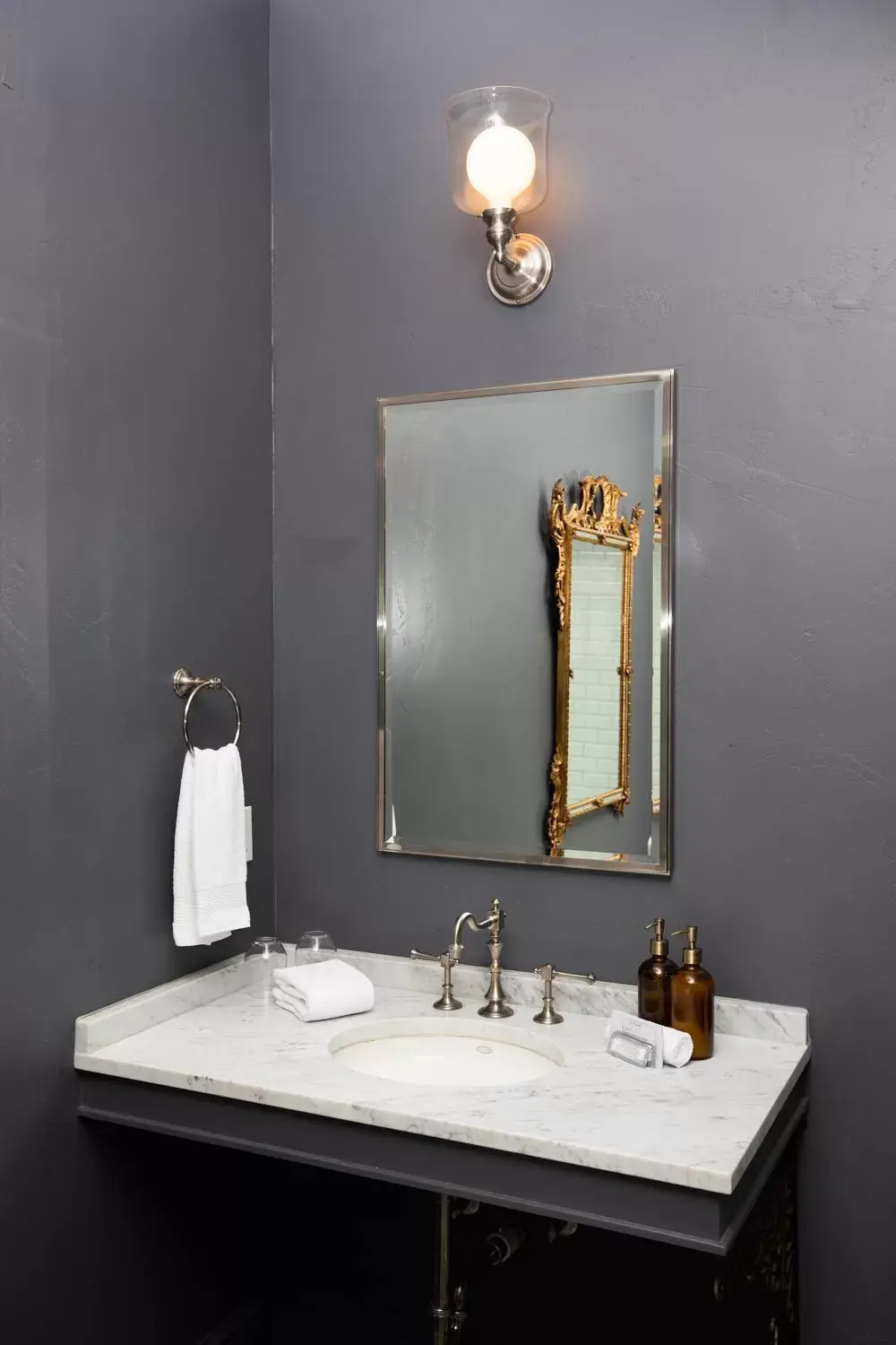 Bathroom in Surf Hotel & Chateau