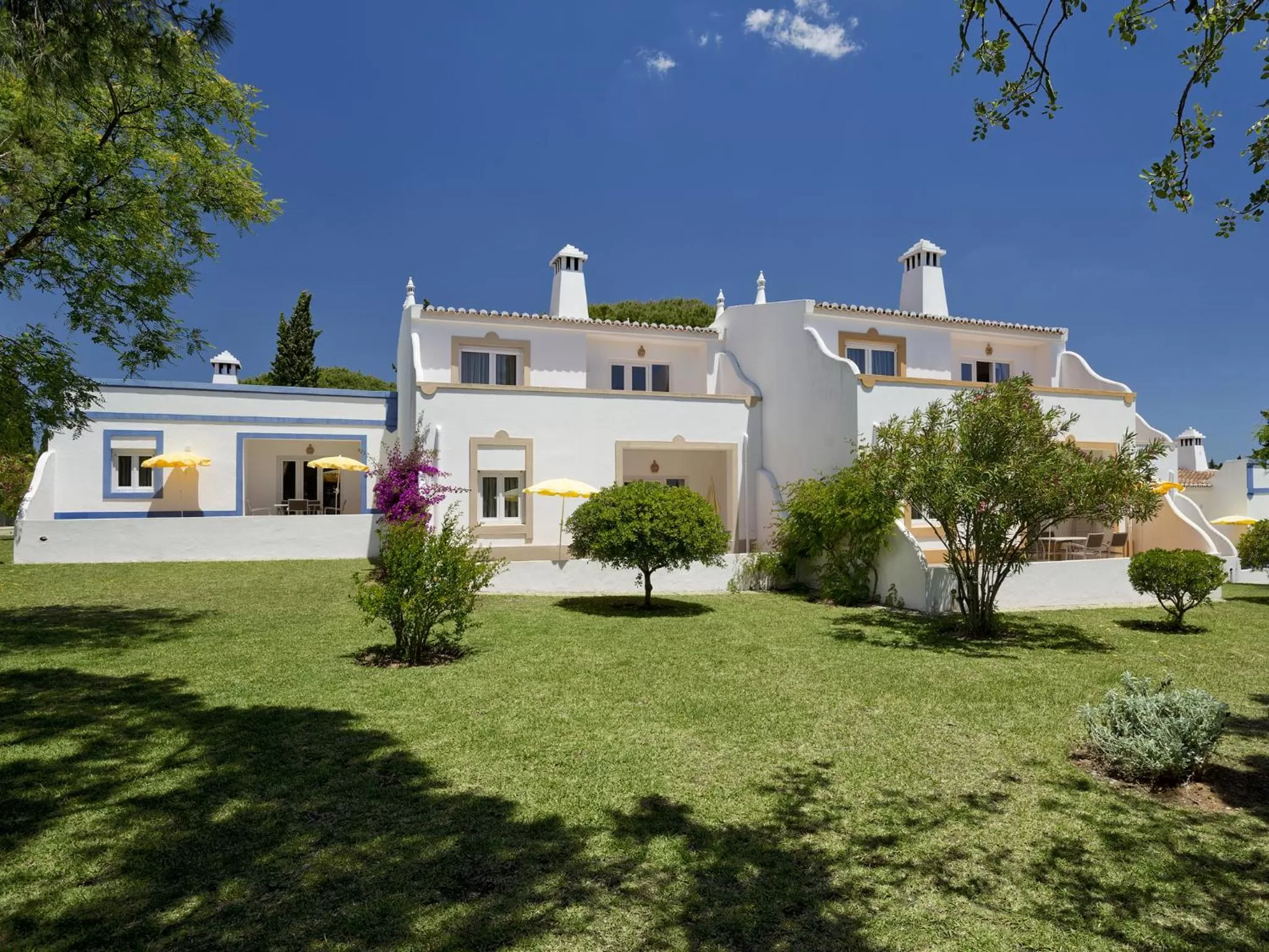 Garden in Rocha Brava Village Resort