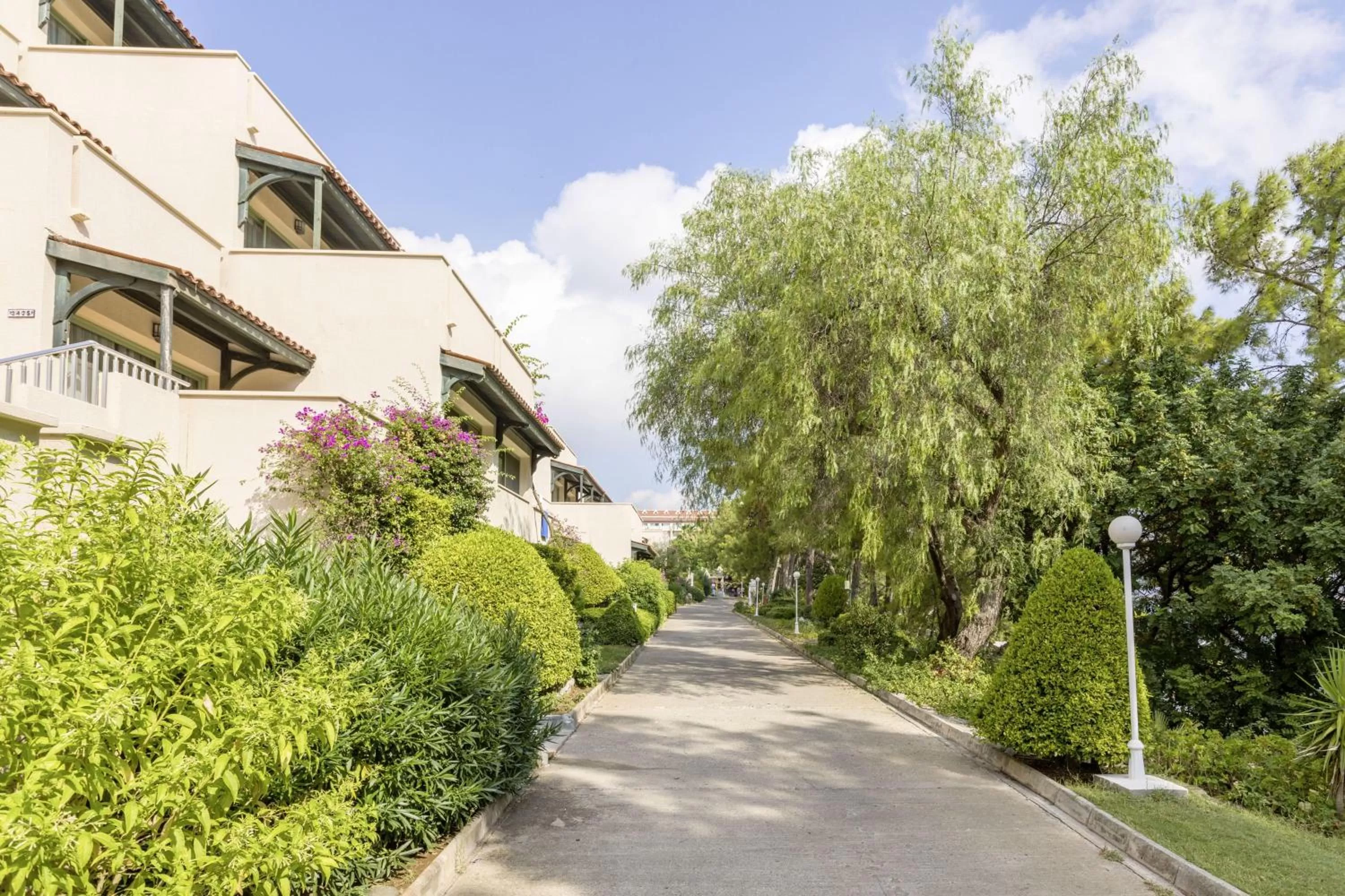 Garden in Labranda Mares Marmaris Hotel