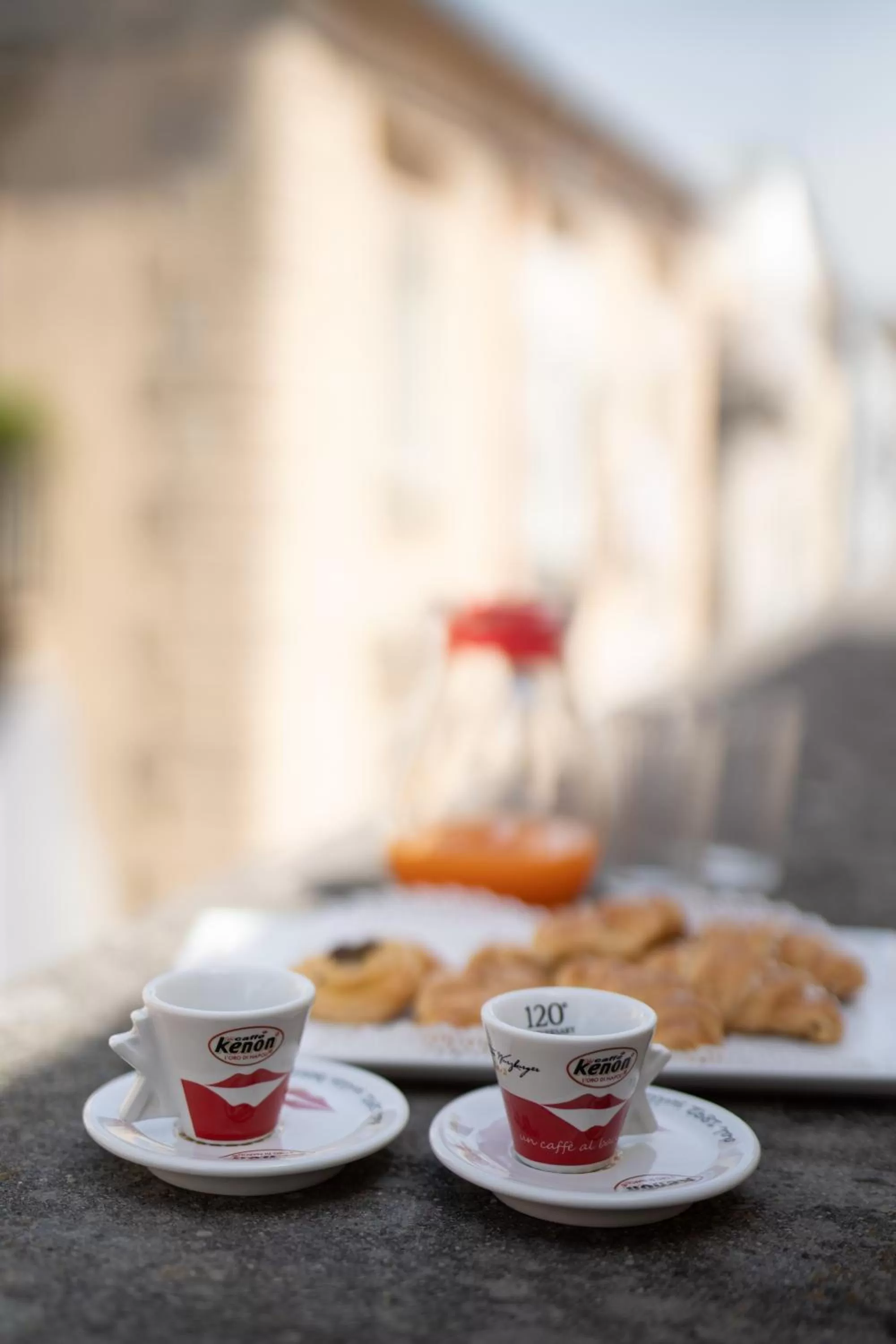 Coffee/tea facilities in EFFE SUITES