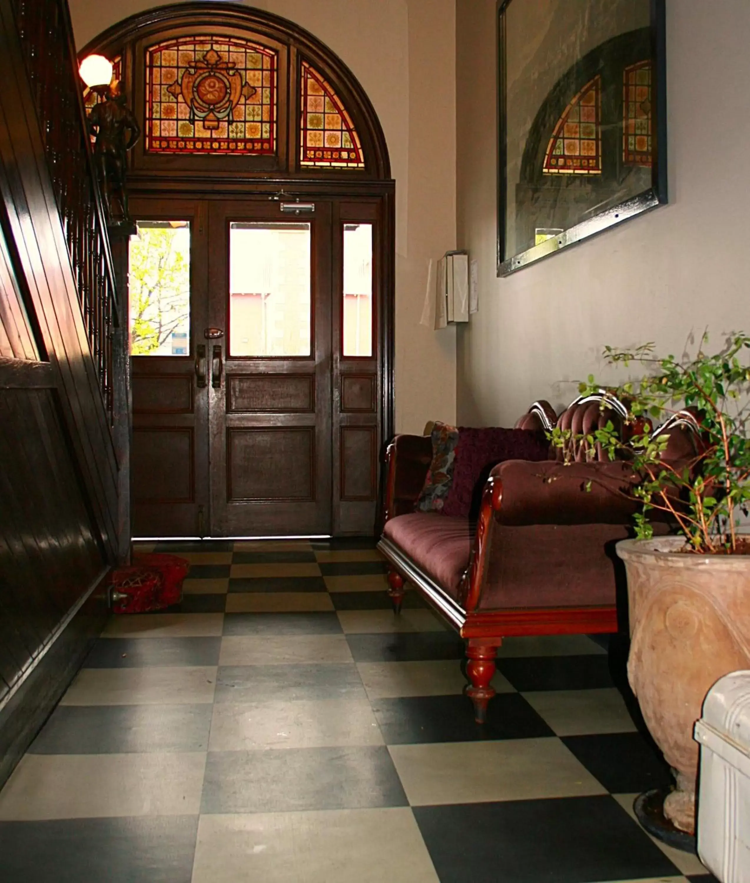 Lobby or reception, Lobby/Reception in Southern Railway Hotel Goulburn