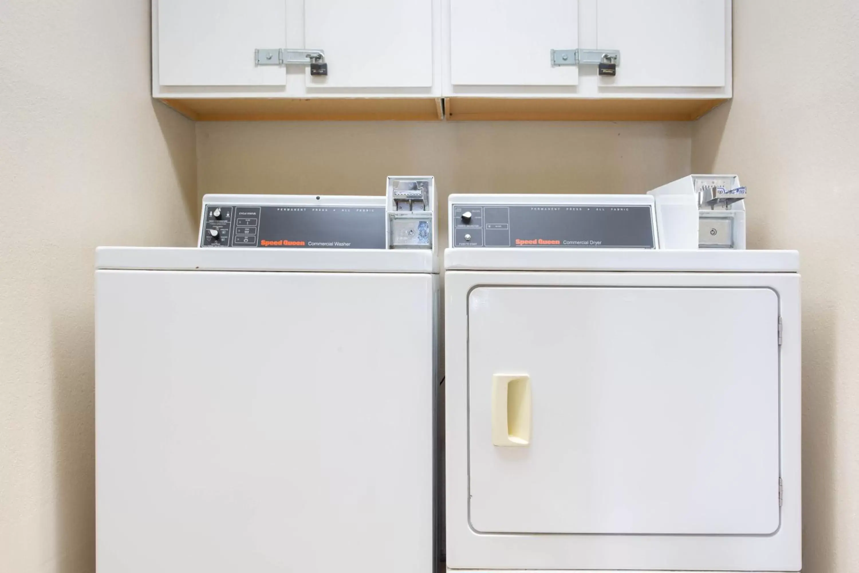 Super 8 by Wyndham Weston WV Super 8 by Wyndham Weston WV