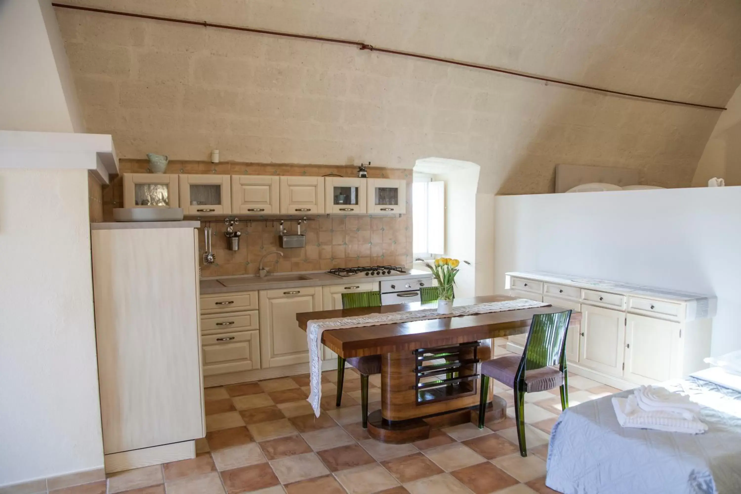 Photo of the whole room, Kitchen/Kitchenette in Tenuta Danesi & Bubble Rooms